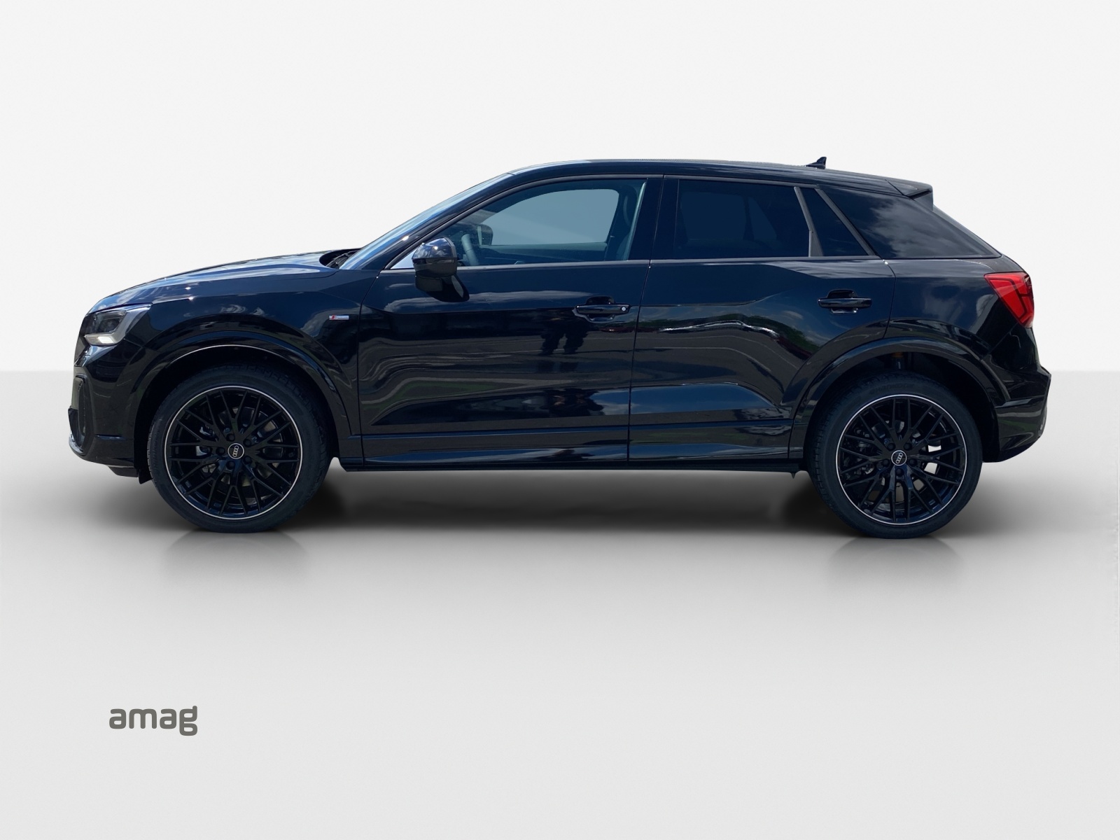 AUDI Q2 40 TFSI S line quattro S-tronic-image-1