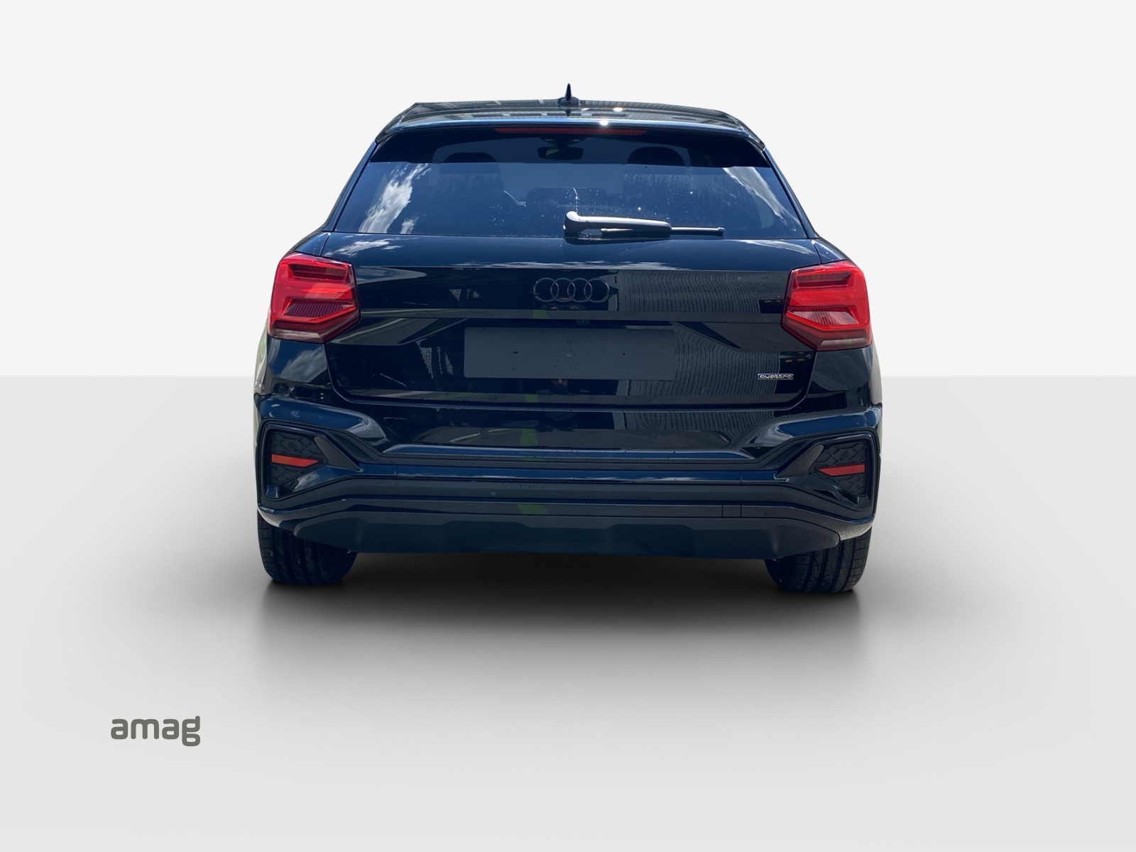 AUDI Q2 40 TFSI S line quattro S-tronic-image-3