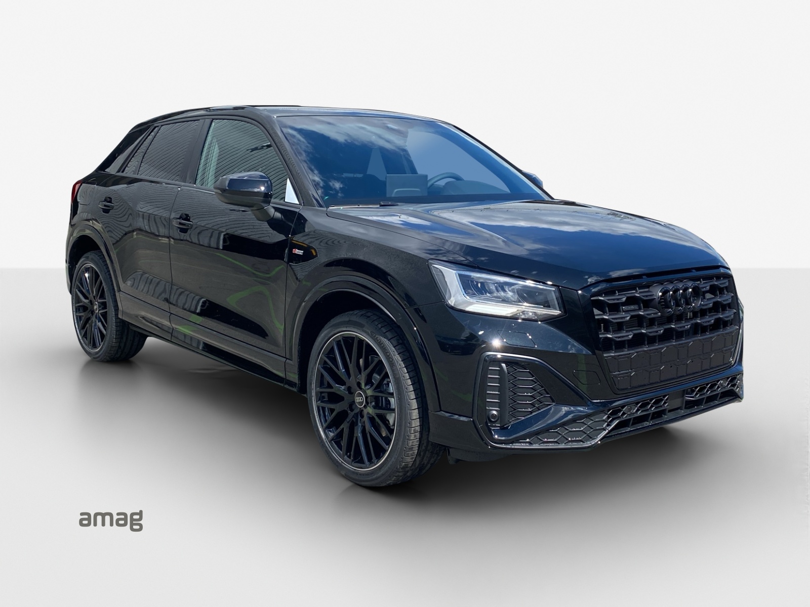 AUDI Q2 40 TFSI S line quattro S-tronic-image-5