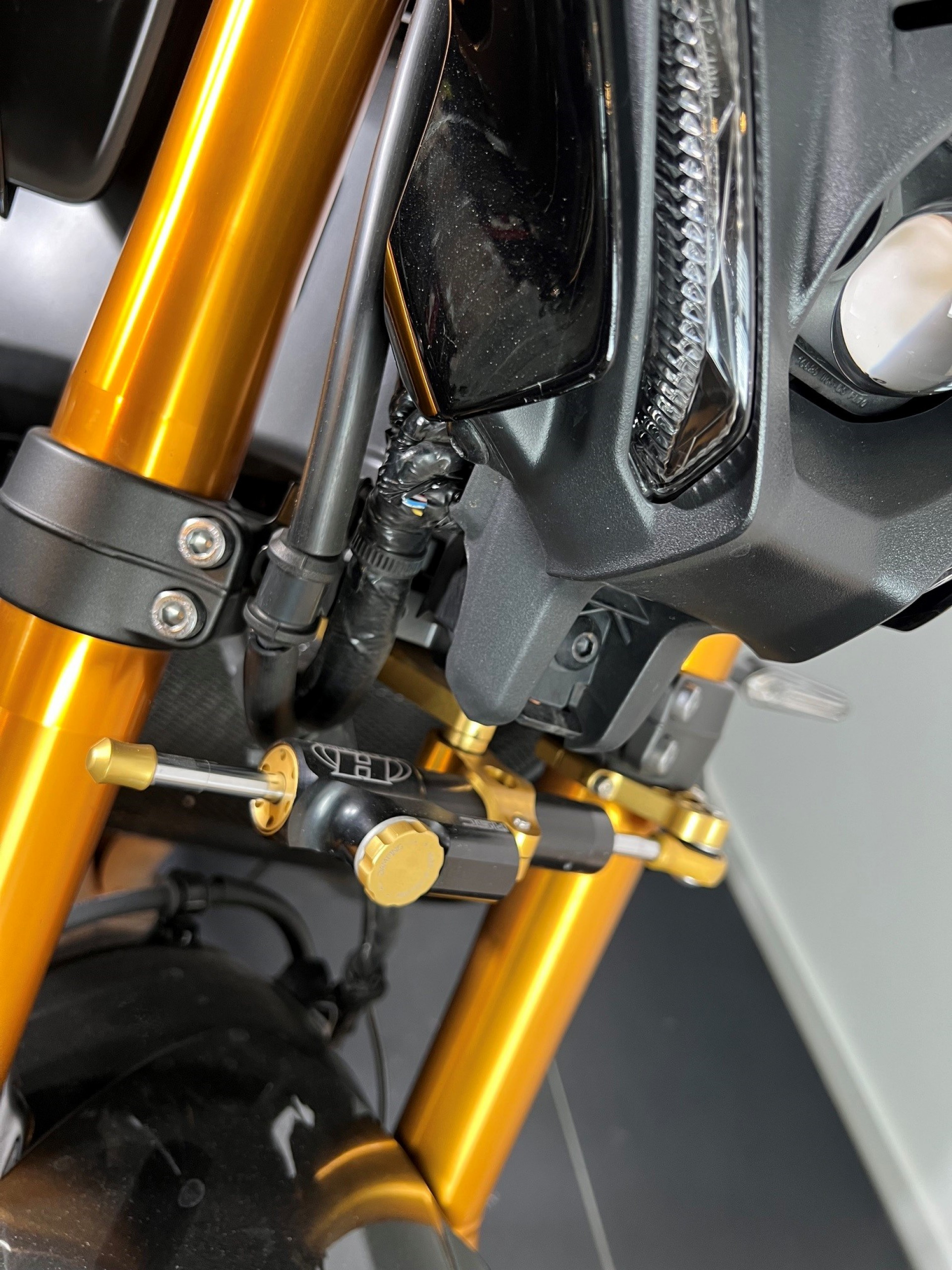 YAMAHA MT-09 SP-showroom-element-3
