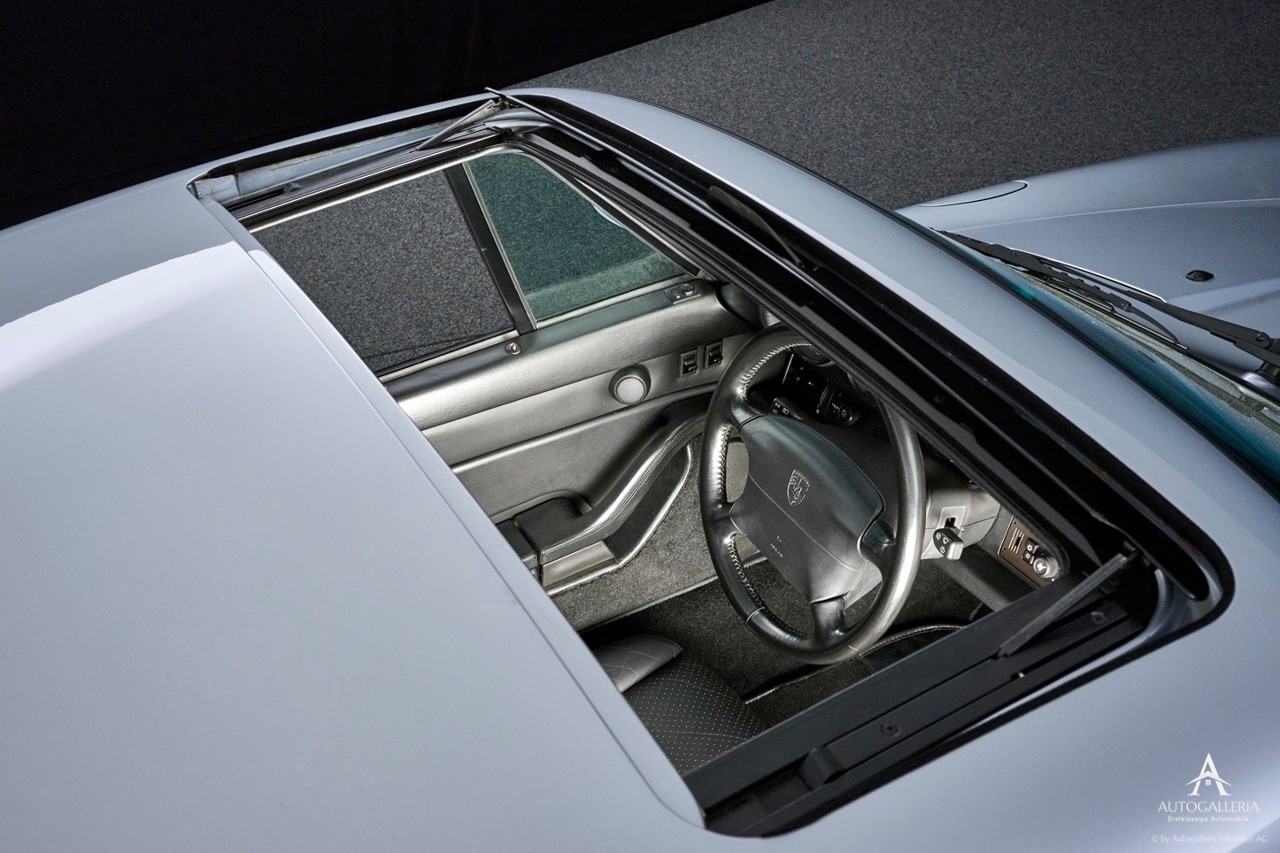 PORSCHE 911 Turbo-image-6