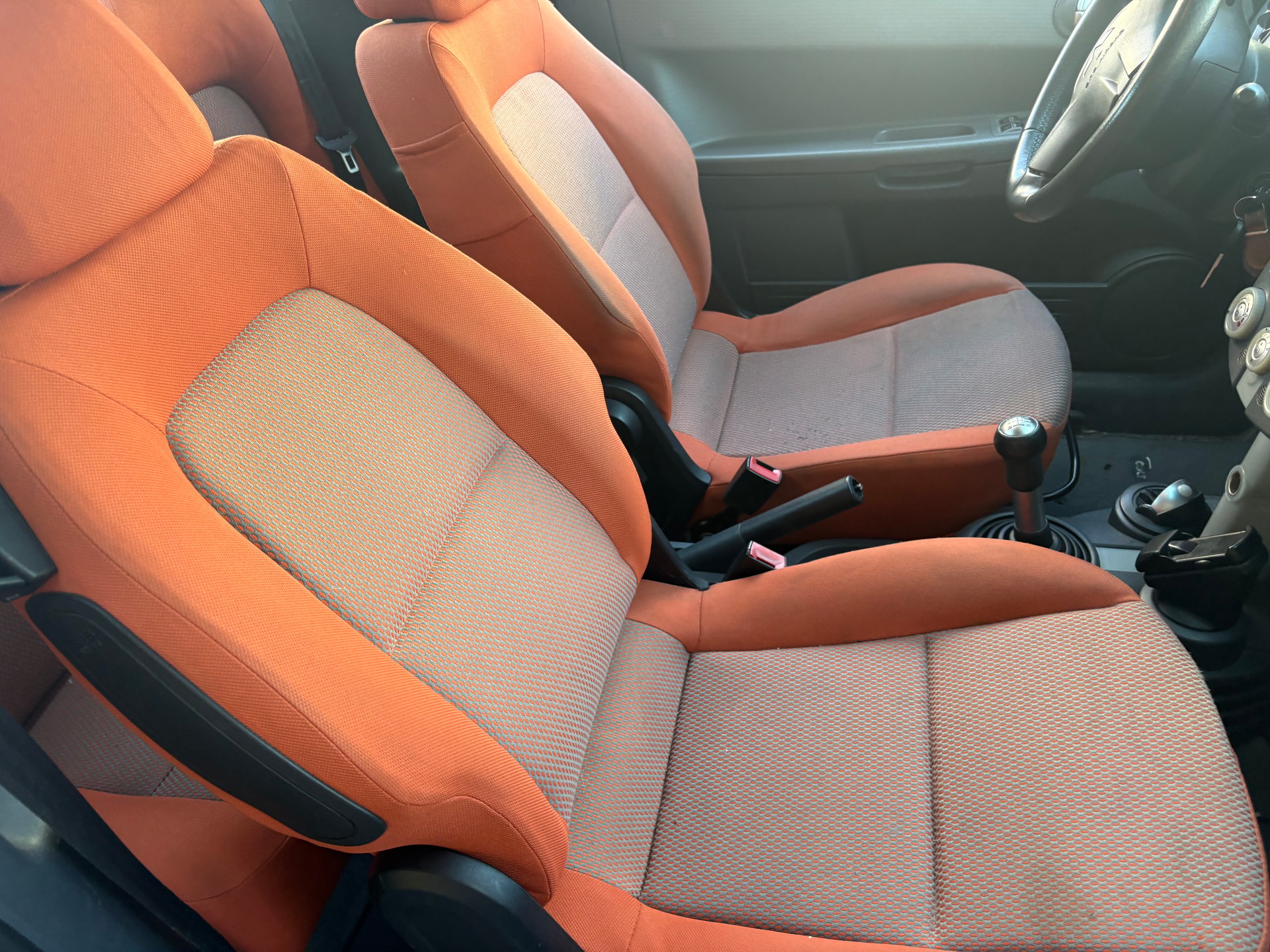 MITSUBISHI Colt Cabriolet 1.5 16V Invite-image-2
