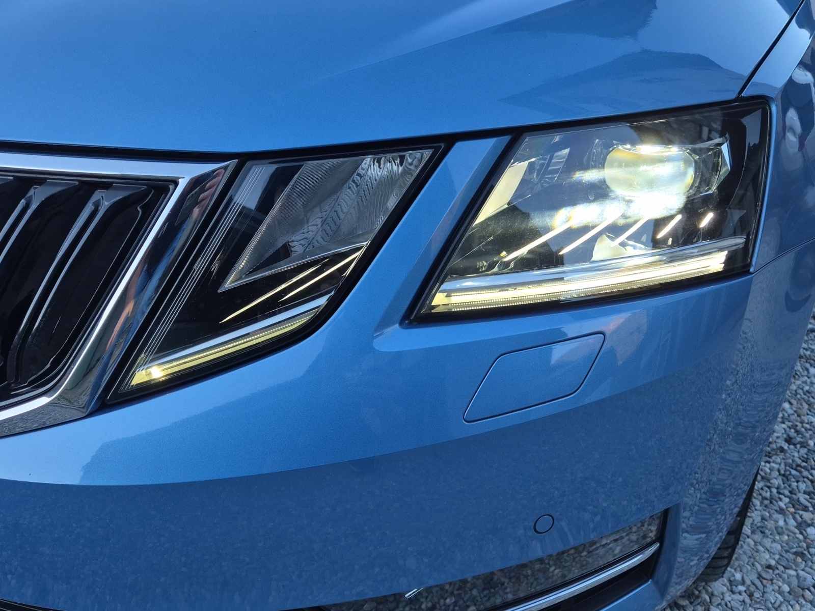 SKODA Octavia Combi 1.6 TDI Style-image-1