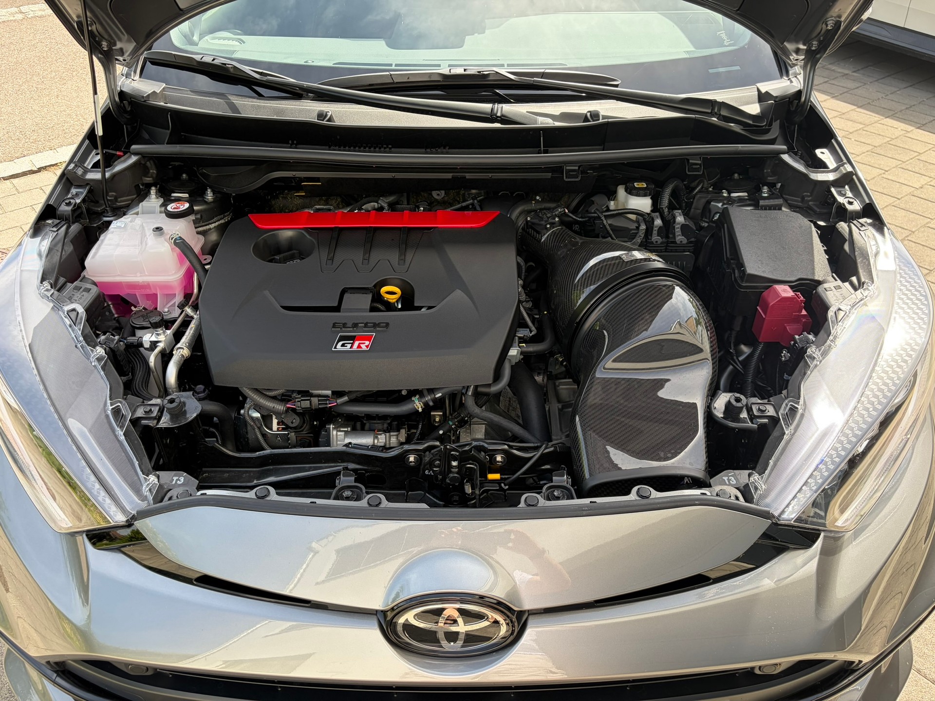 TOYOTA 1.6 Turbo Sport 4x4-image-5