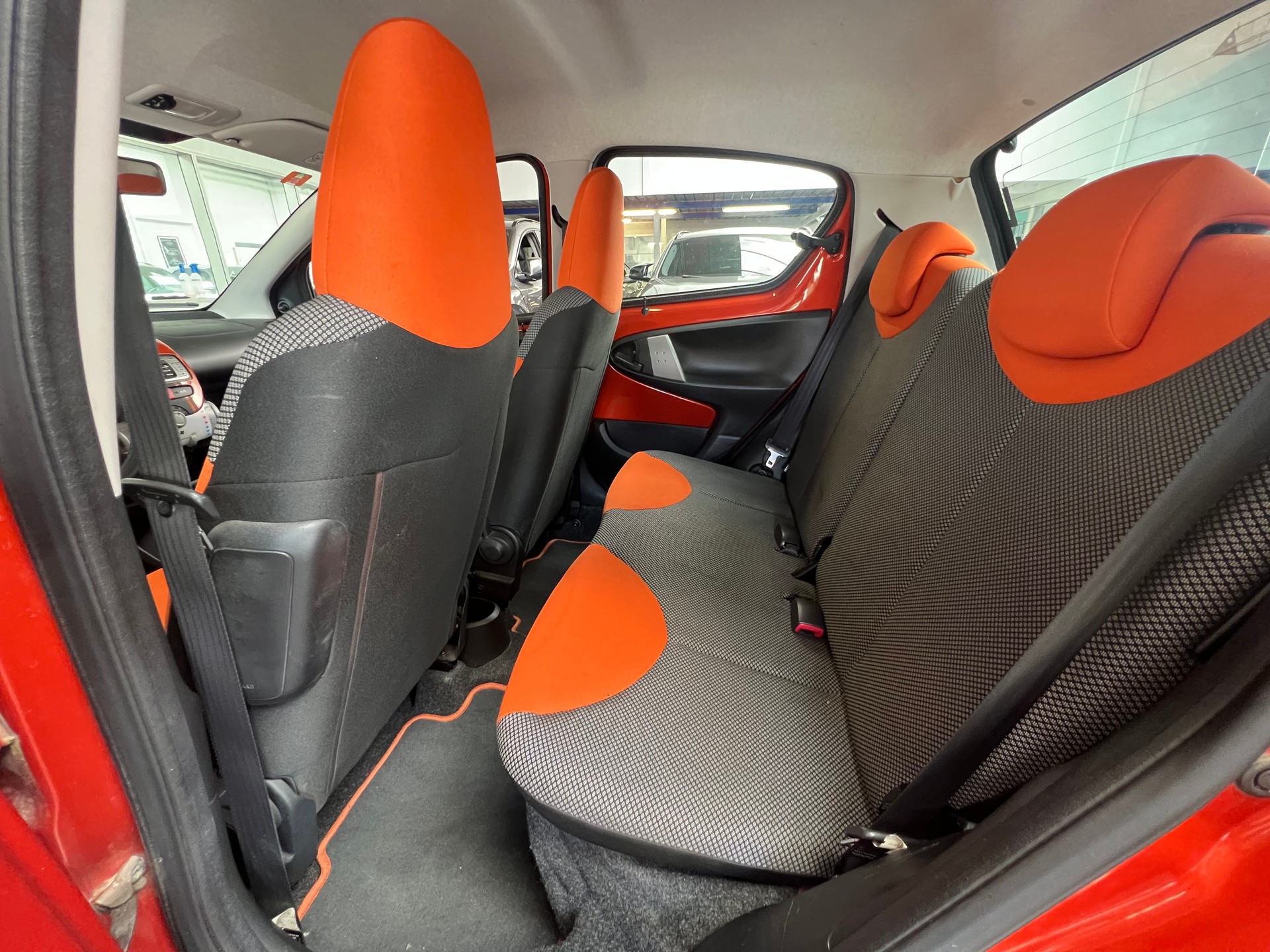 TOYOTA Aygo 1.0 VVT-i Luna-image-8