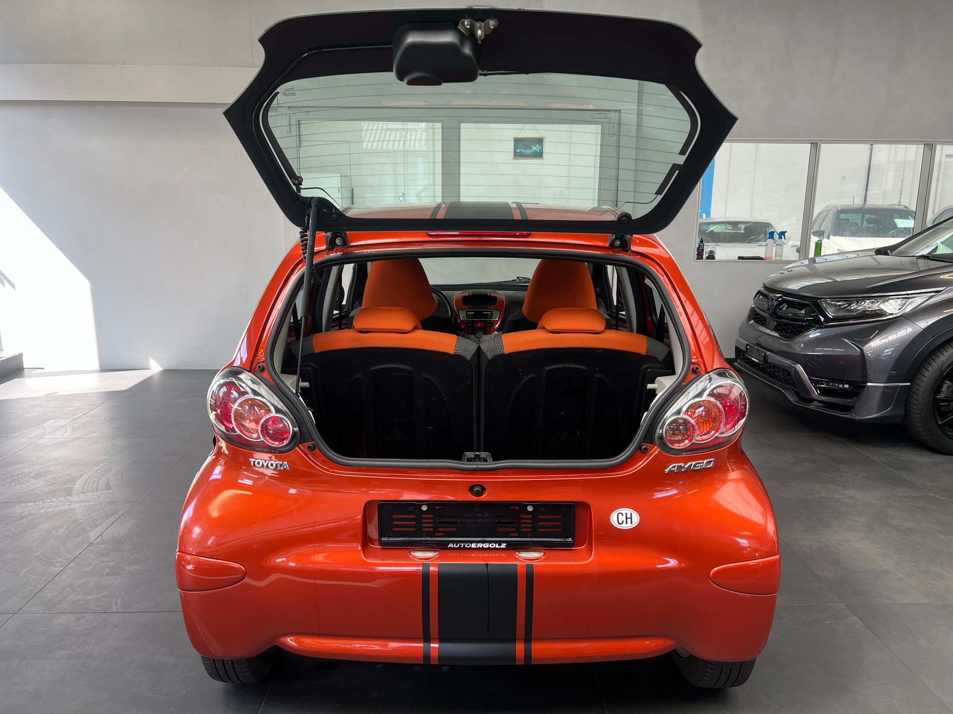 TOYOTA Aygo 1.0 VVT-i Luna-image-9