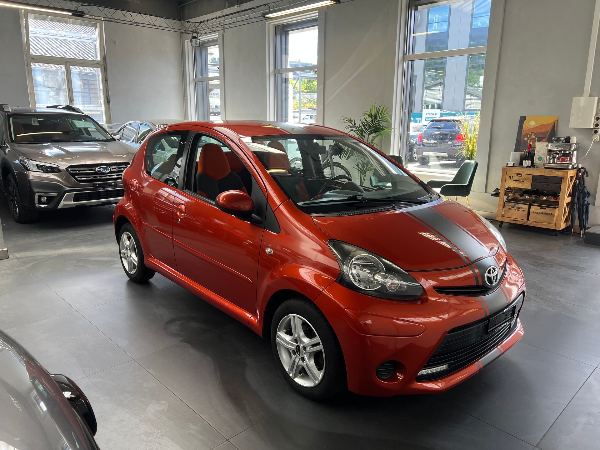 TOYOTA Aygo 1.0 VVT-i Luna-image-2