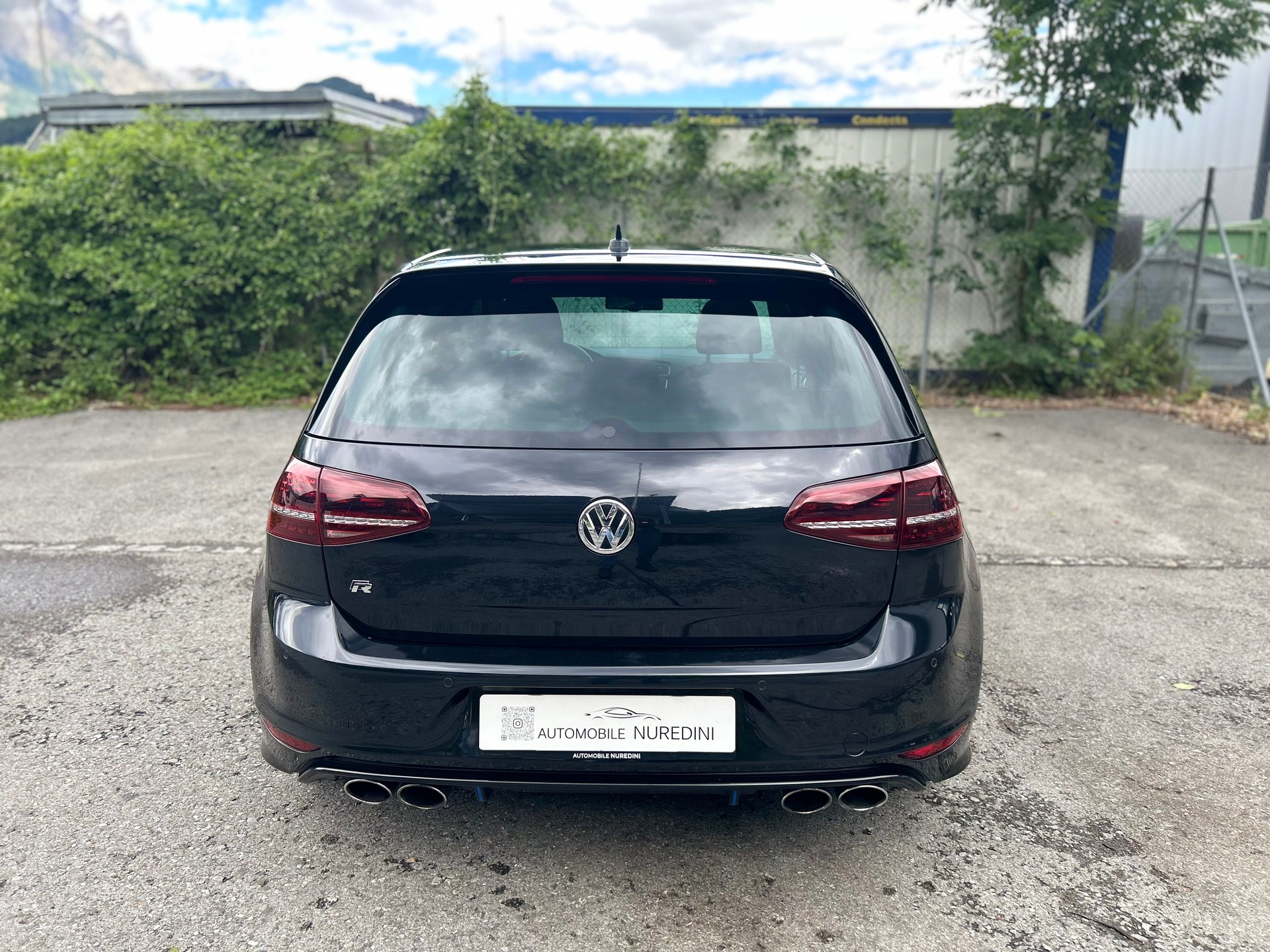 VW Golf 2.0 TSI R 4Motion DSG-image-5
