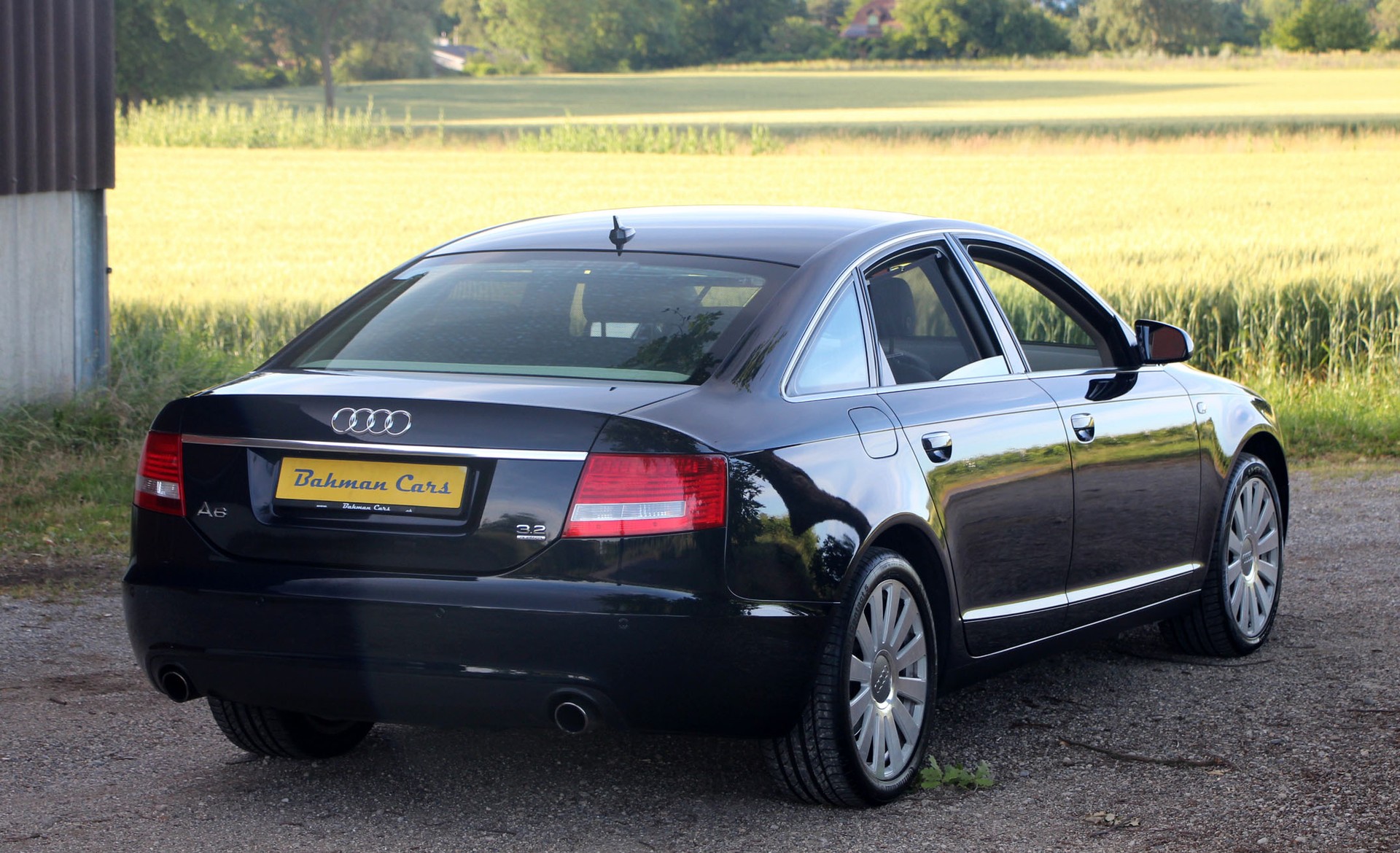 AUDI A6 Limousine 3.2 V6 FSI quattro-image-5