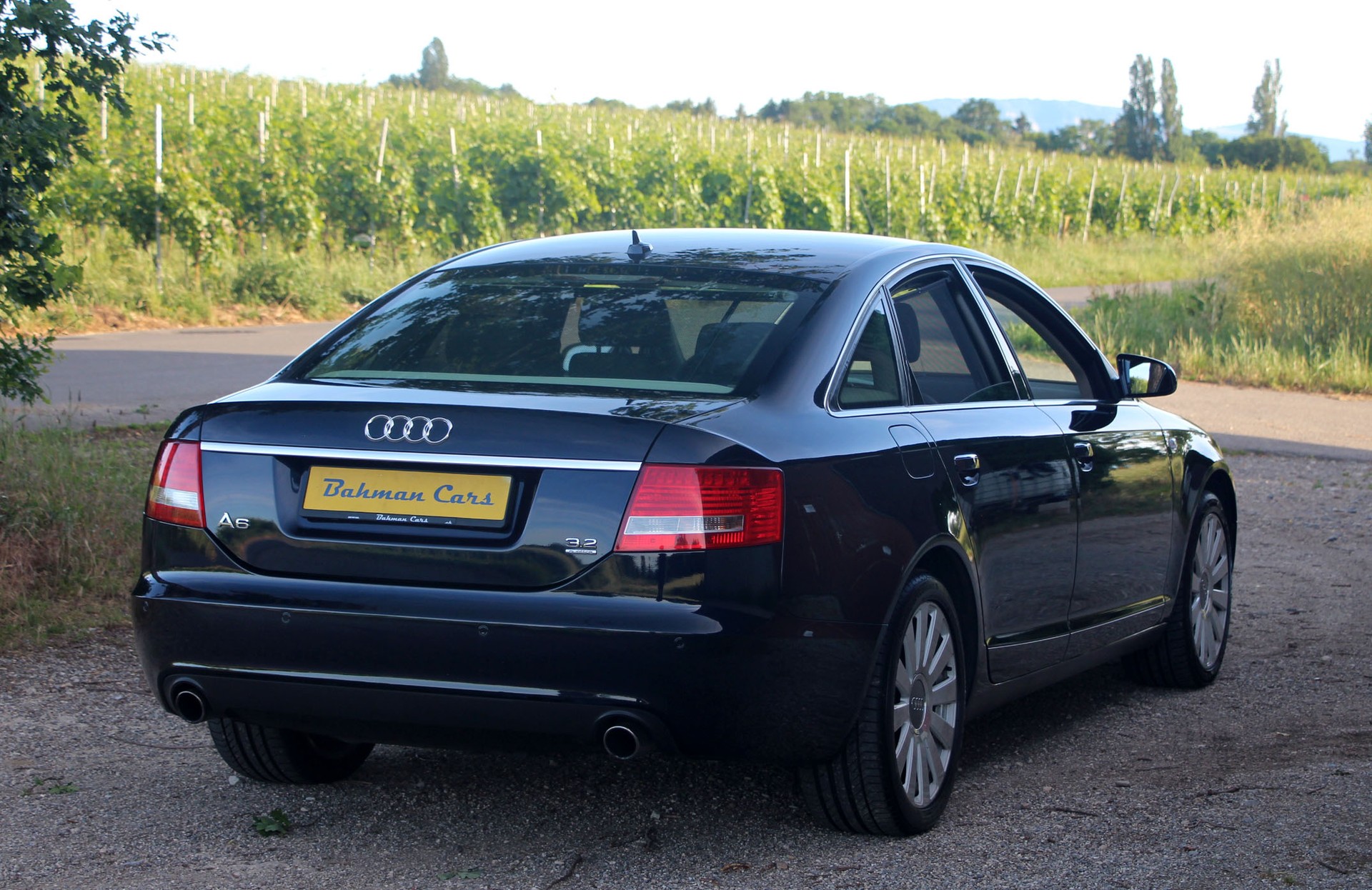 AUDI A6 Limousine 3.2 V6 FSI quattro-image-27