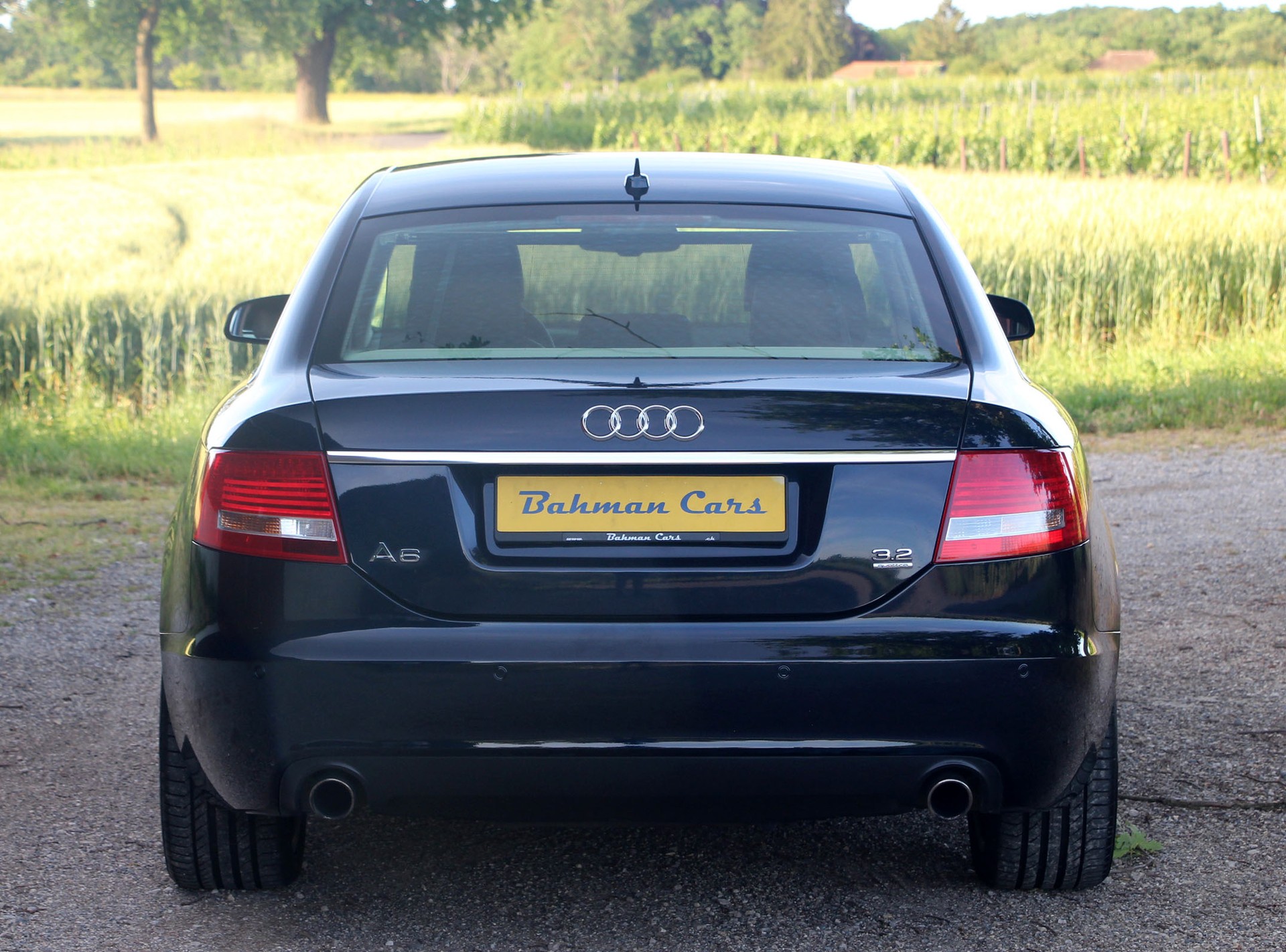 AUDI A6 Limousine 3.2 V6 FSI quattro-image-21