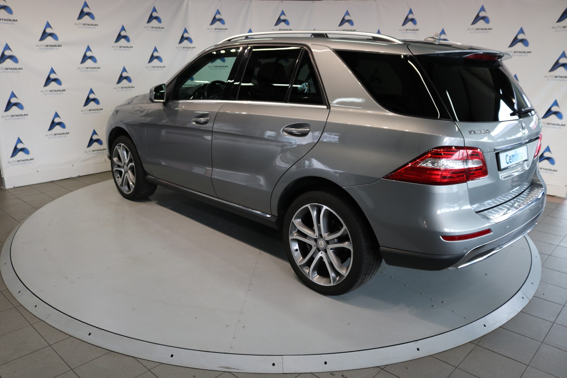 MERCEDES-BENZ ML 350 Executive 4Matic 7G-Tronic-image-16