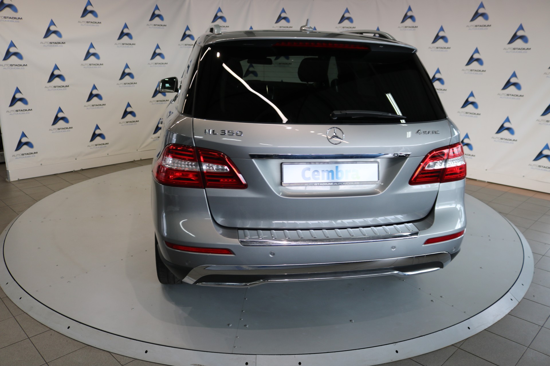 MERCEDES-BENZ ML 350 Executive 4Matic 7G-Tronic-image-18