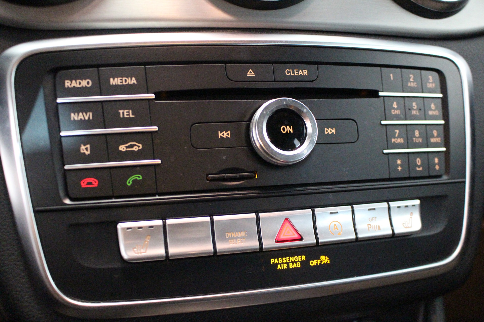 MERCEDES-BENZ CLA 220 d AMG Line 4m Sh.Brake-image-18