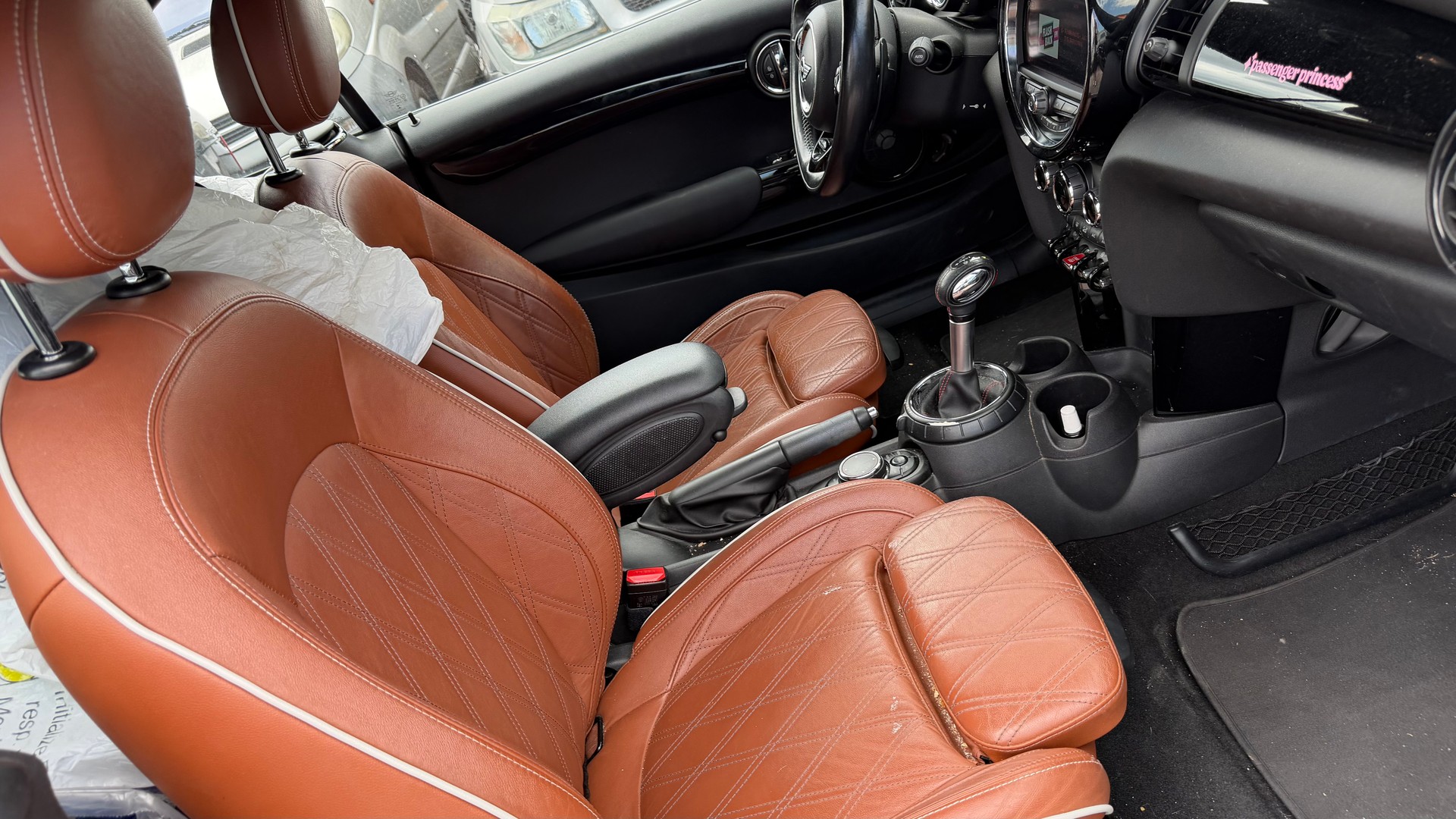 MINI Cooper S Cabriolet Steptronic-image-5