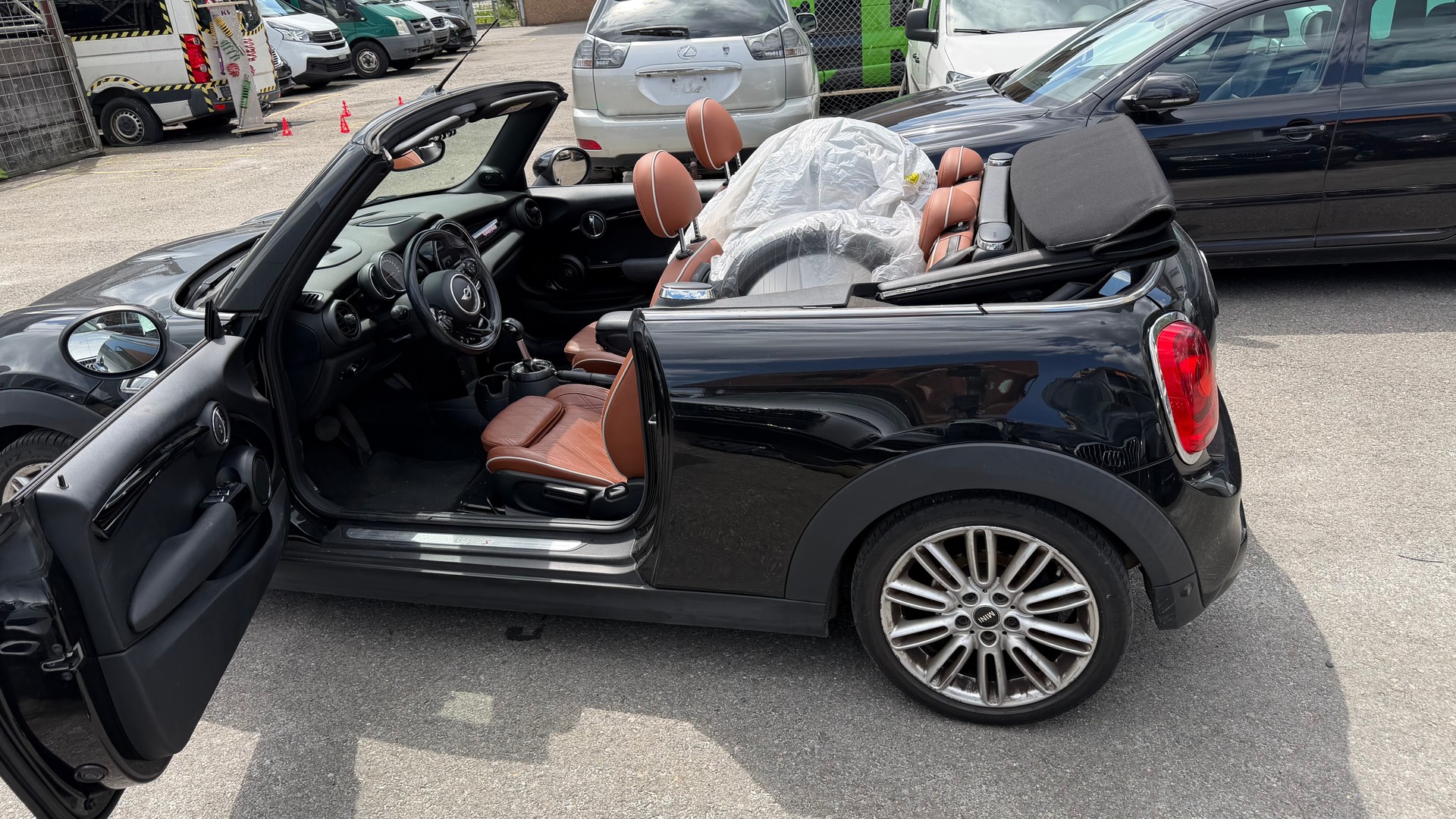 MINI Cooper S Cabriolet Steptronic-image-3