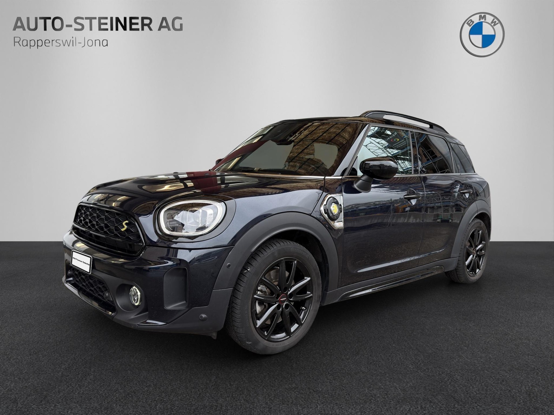 MINI Countryman Cooper SE ALL4 PHEV-image-0