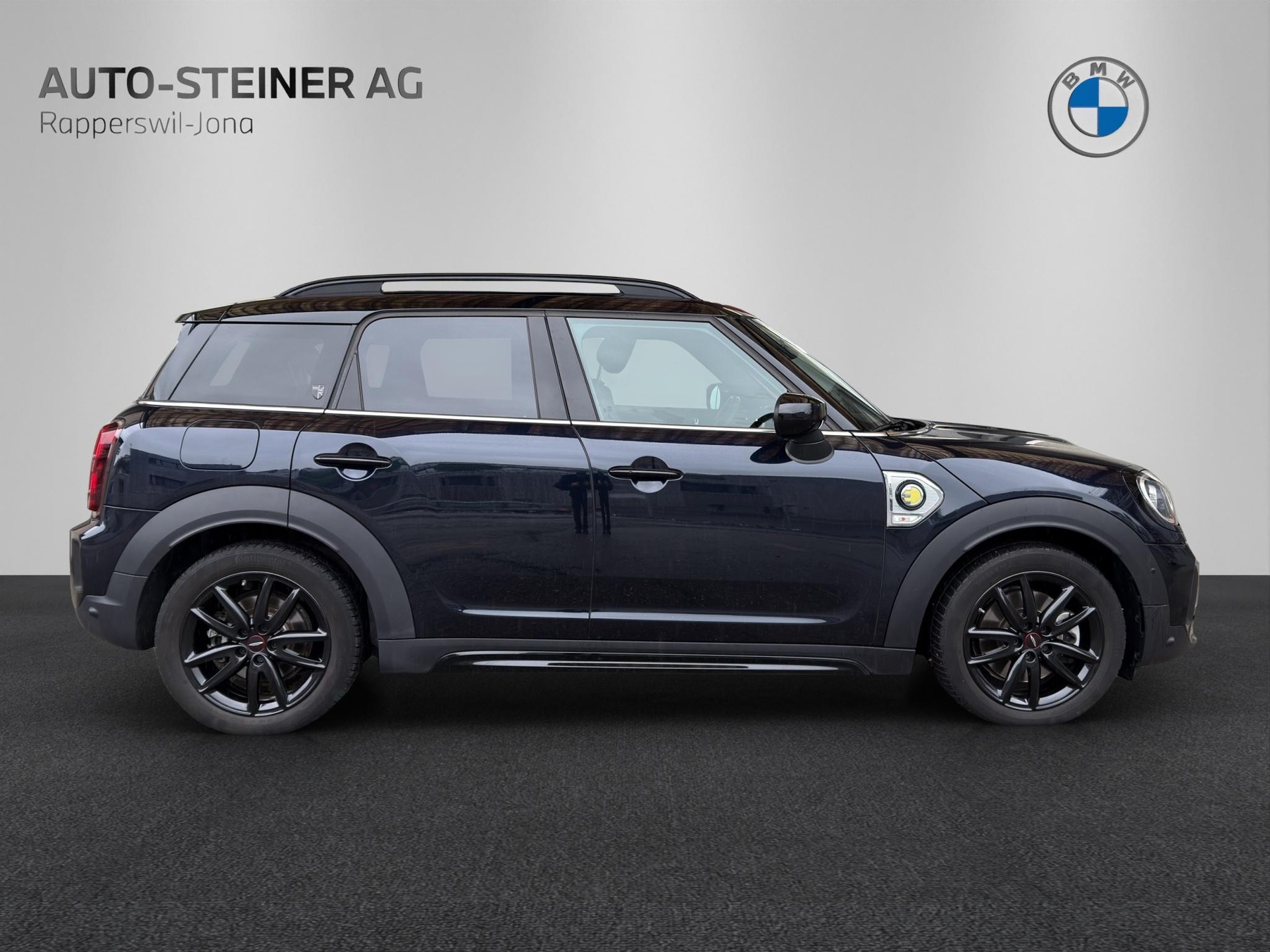 MINI Countryman Cooper SE ALL4 PHEV-image-5