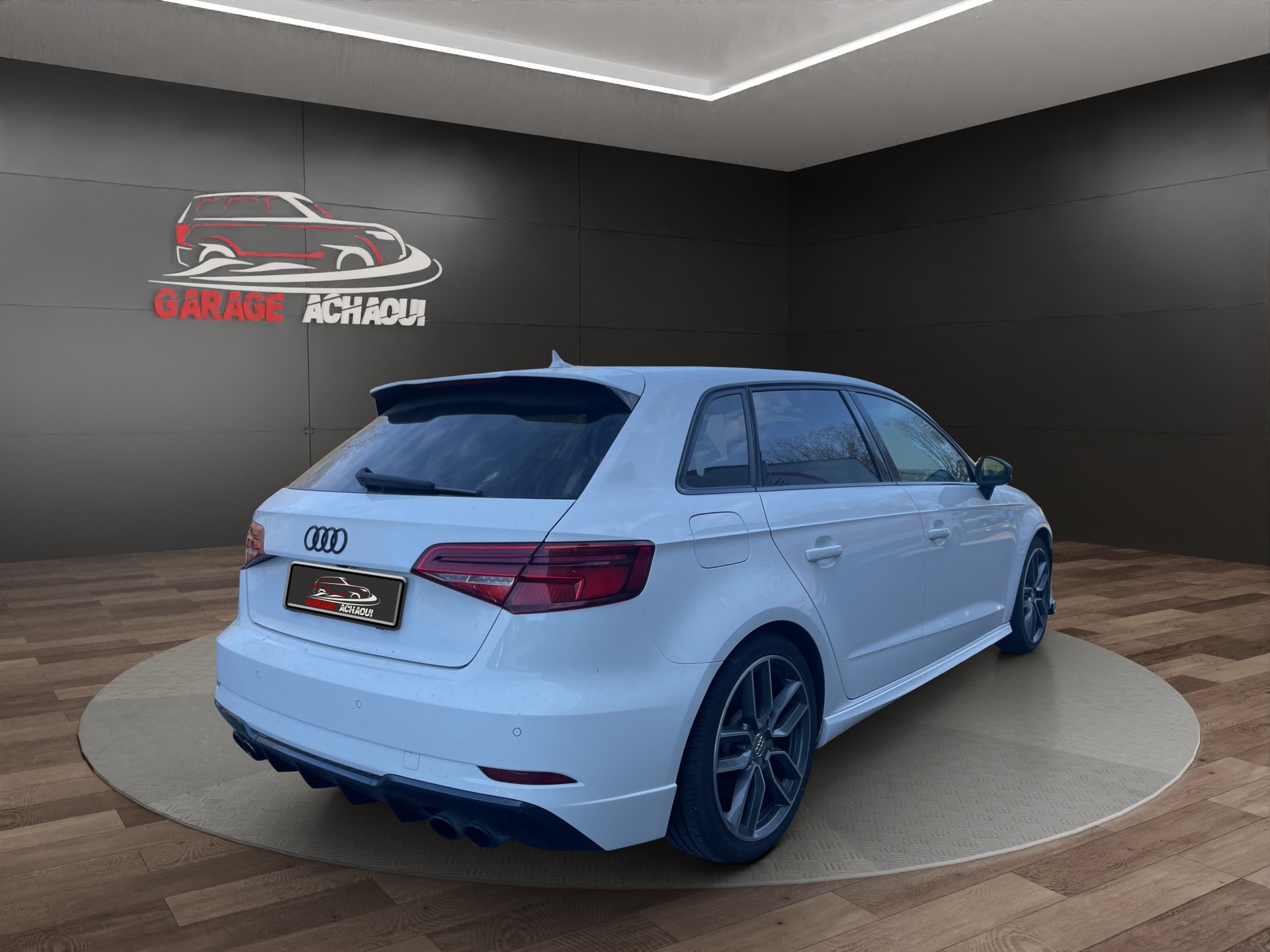 AUDI S3 Sportback 2.0 TFSI quattro S-tronic-image-5