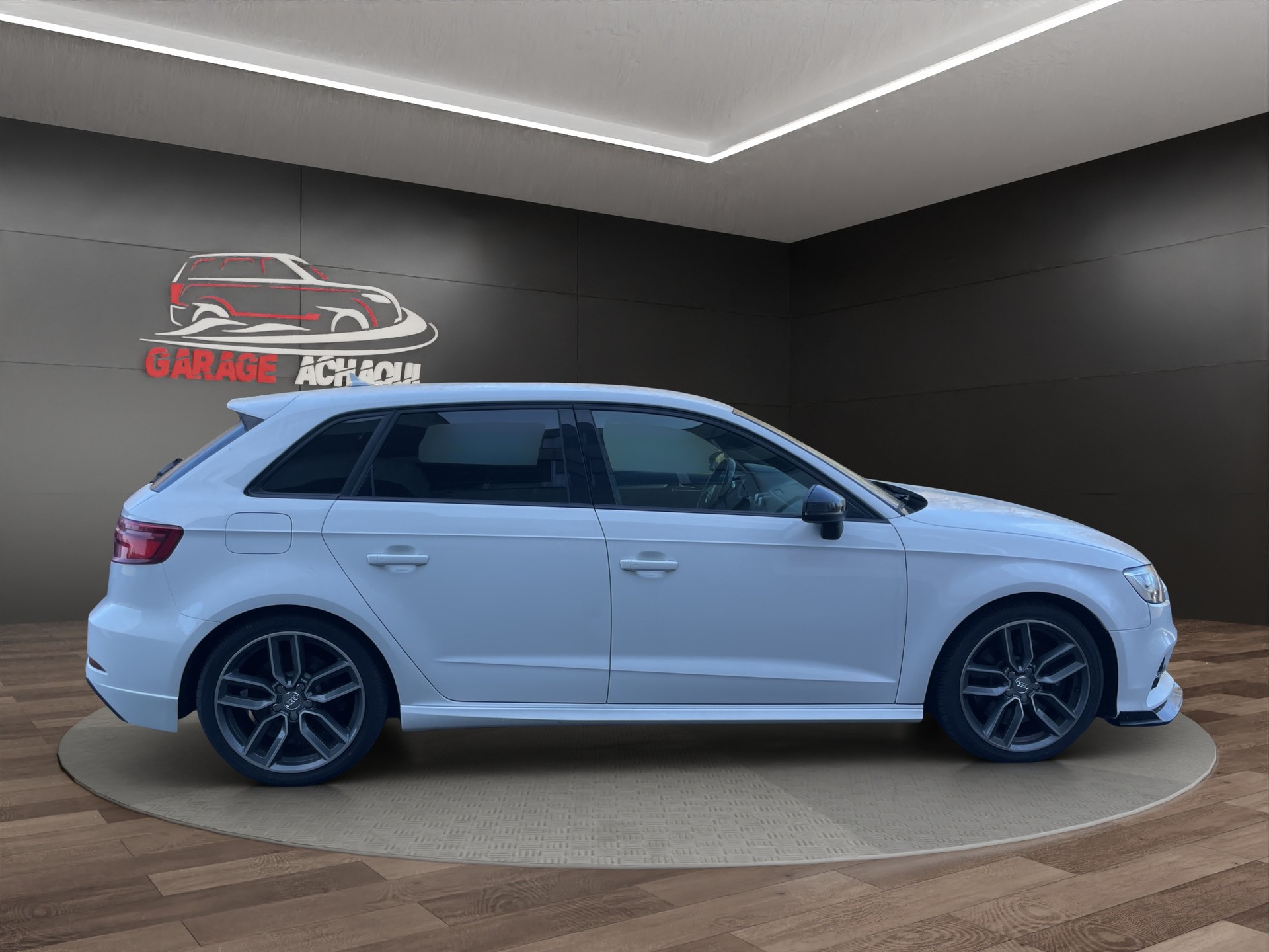 AUDI S3 Sportback 2.0 TFSI quattro S-tronic-image-6
