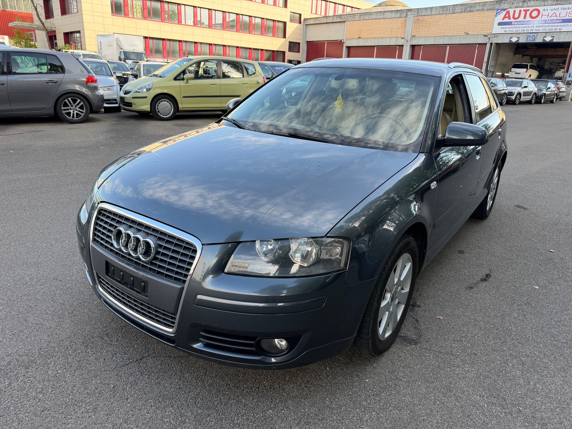 AUDI A3 Sportback 1.8 Turbo FSI Ambiente-image-0