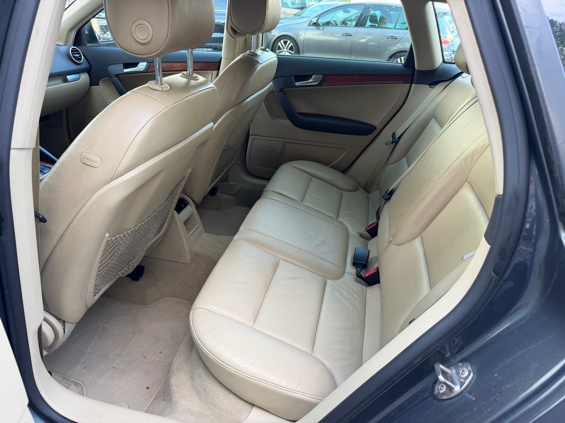 AUDI A3 Sportback 1.8 Turbo FSI Ambiente-image-10