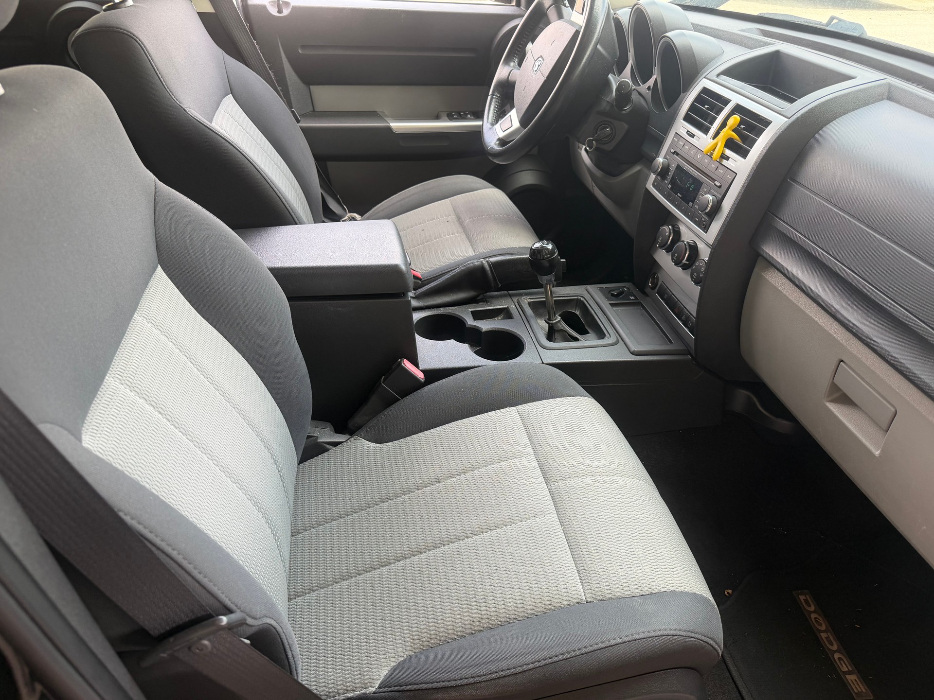 DODGE Nitro 2.8 CRD SXT-image-7