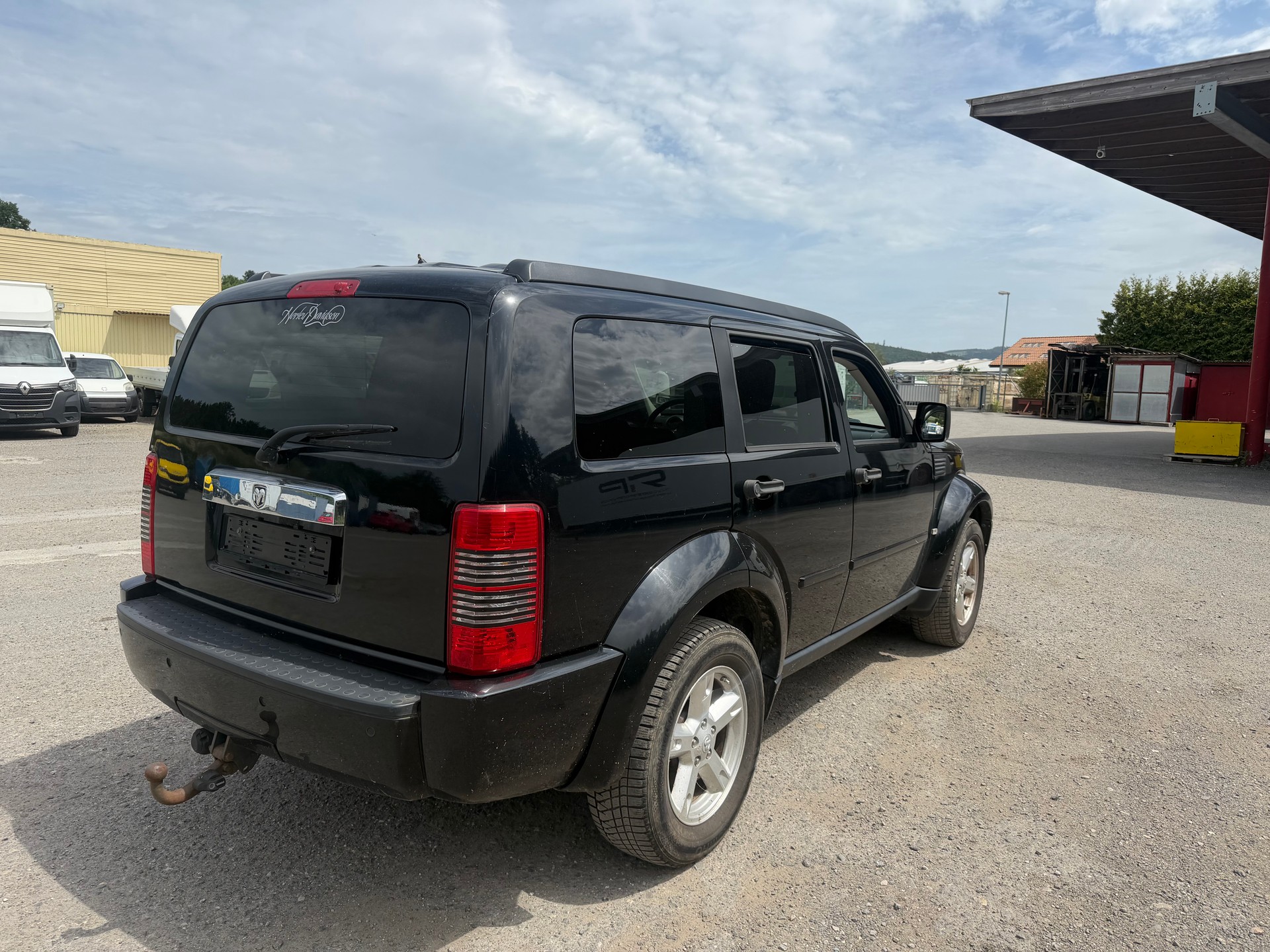 DODGE Nitro 2.8 CRD SXT-image-2