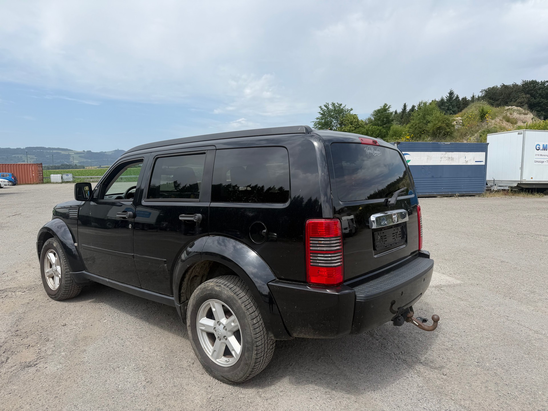 DODGE Nitro 2.8 CRD SXT-image-3