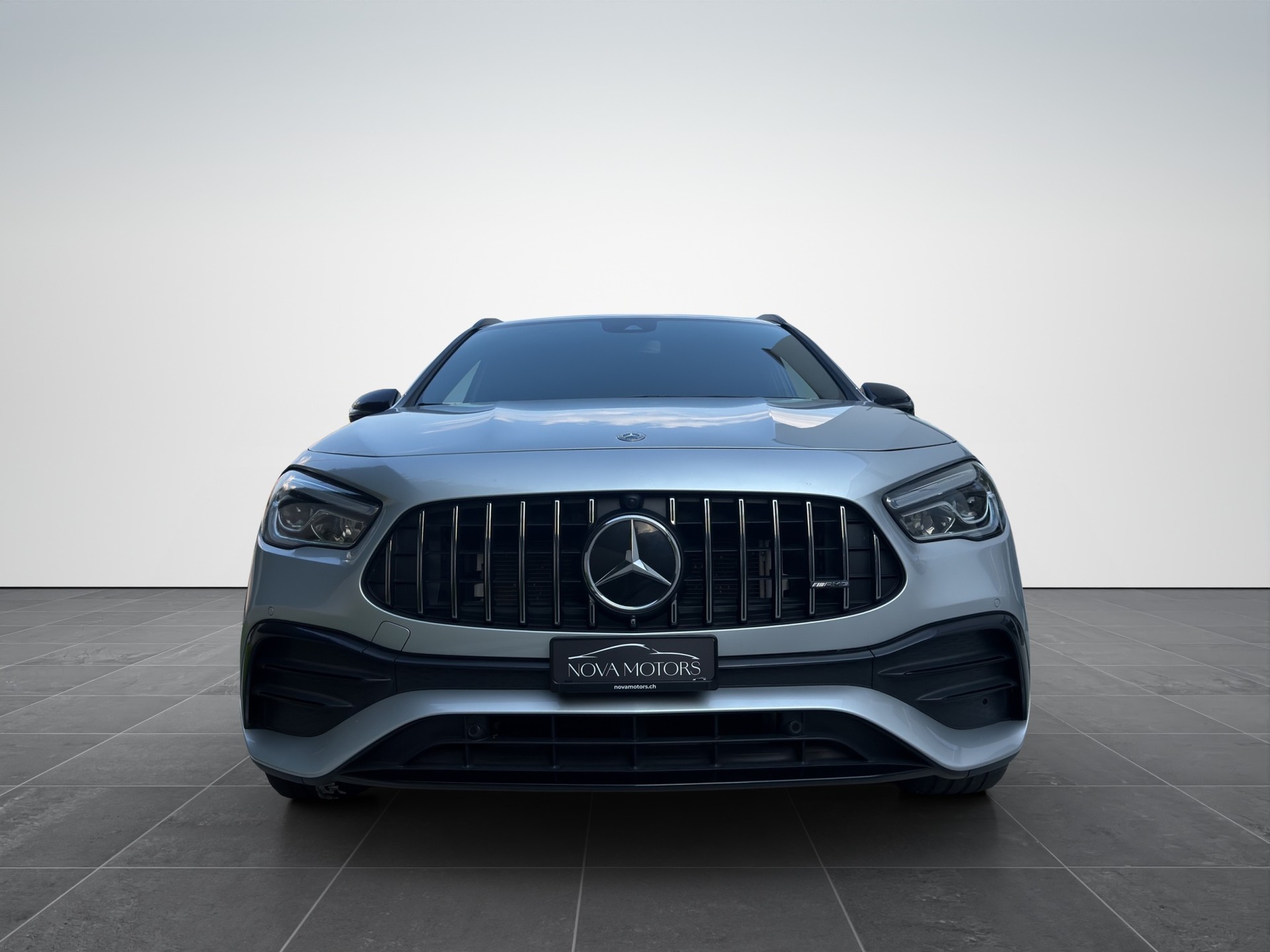 MERCEDES-BENZ GLA 35 AMG 4Matic 8G-Speedshift DCT-image-1