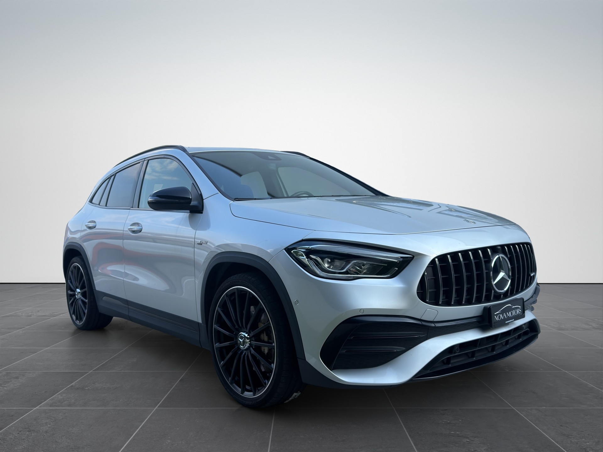 MERCEDES-BENZ GLA 35 AMG 4Matic 8G-Speedshift DCT-image-7
