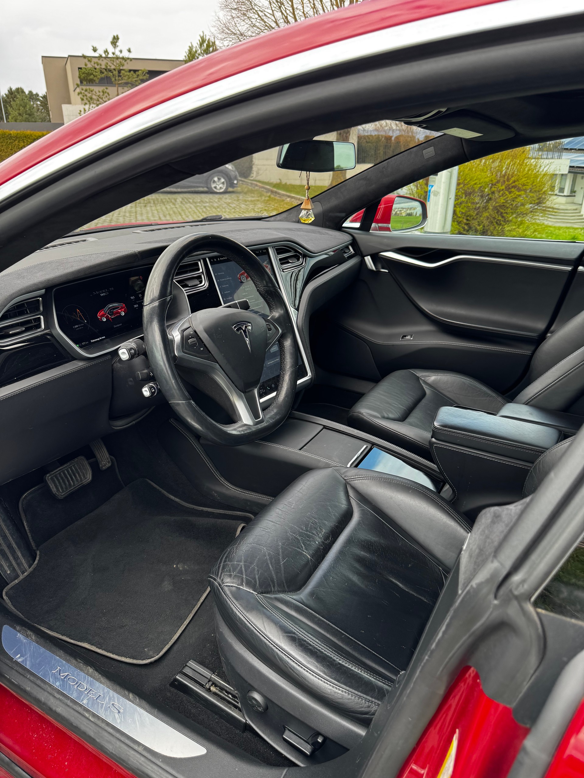 TESLA 90 D-image-3
