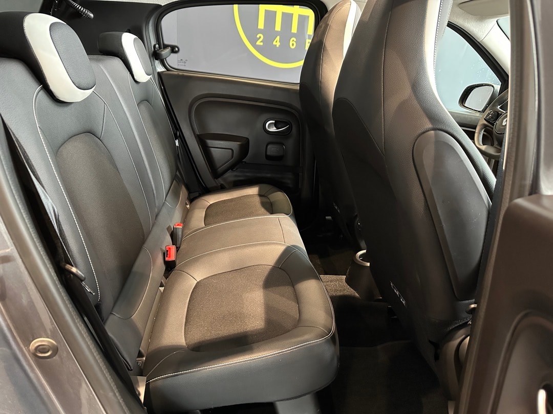 RENAULT Twingo Electric Urban Night-image-22