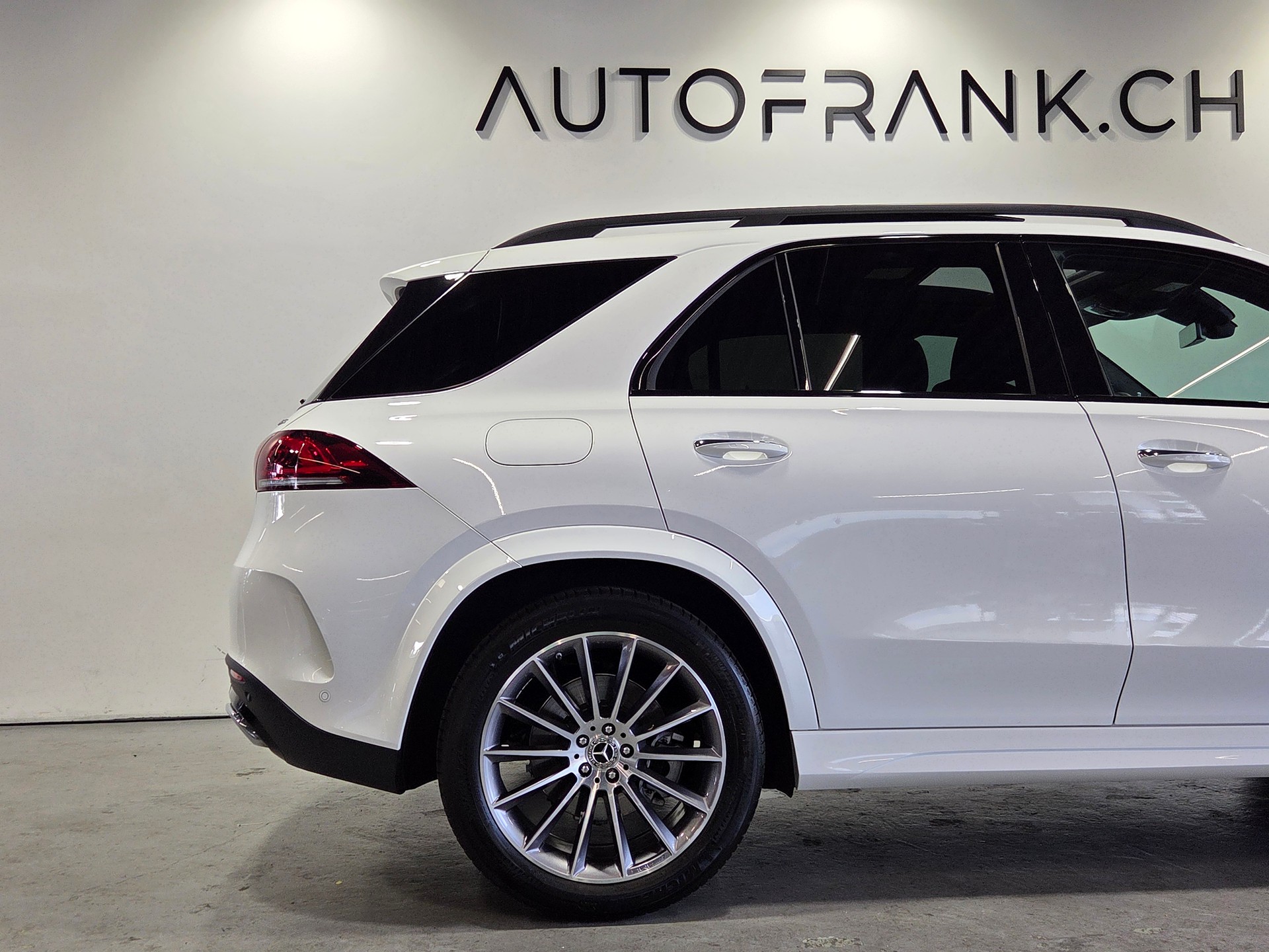 MERCEDES-BENZ GLE 450 AMG Line 4matic-image-17