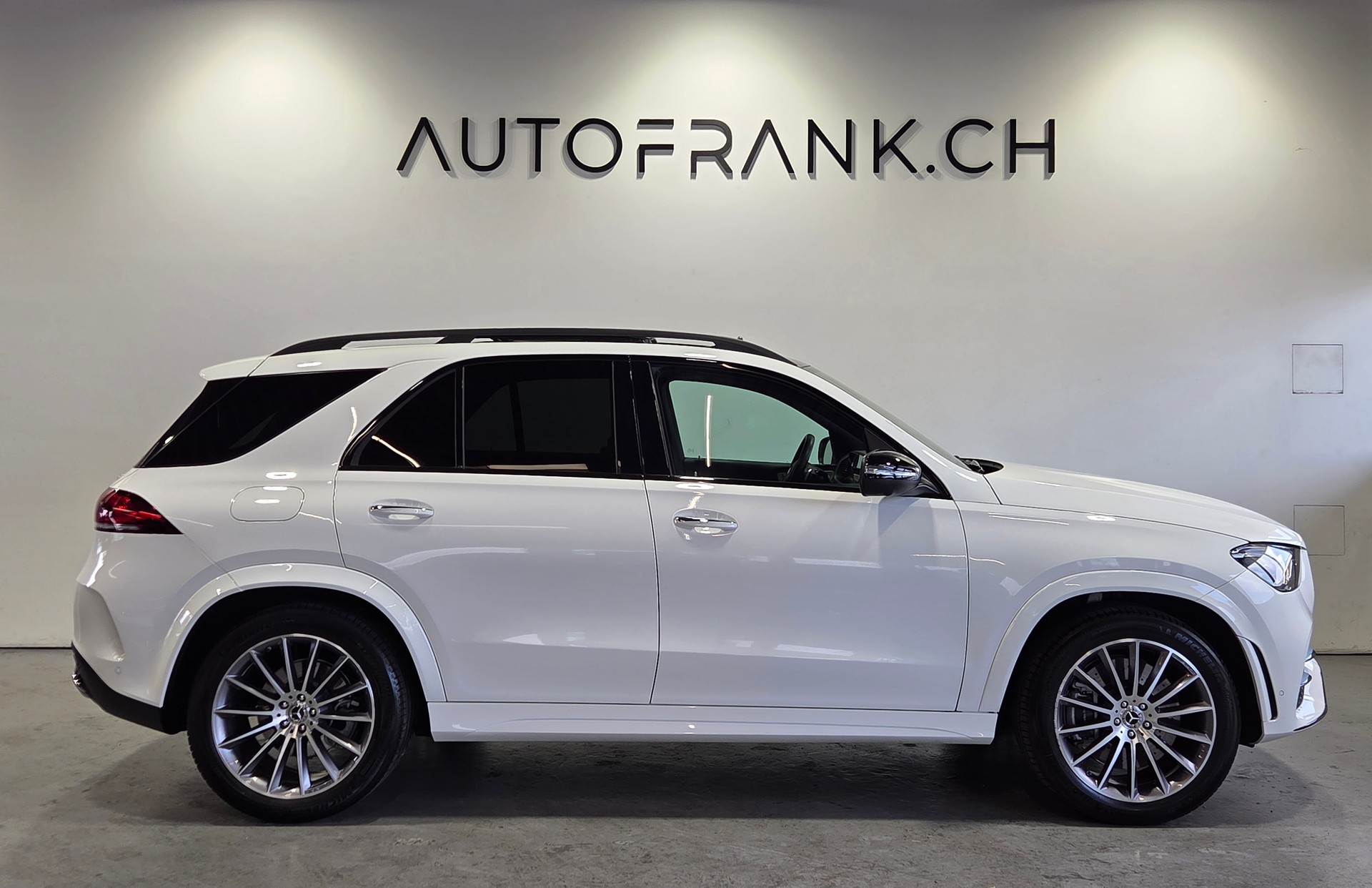 MERCEDES-BENZ GLE 450 AMG Line 4matic-image-1