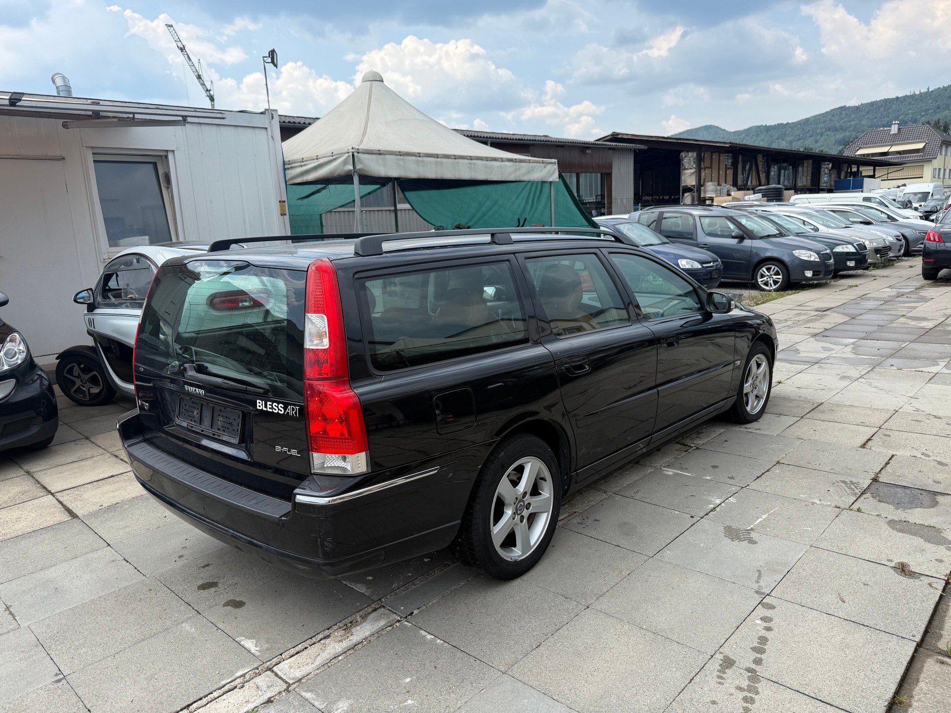 VOLVO V70 2.4 Bi-Fuel Summum-image-2