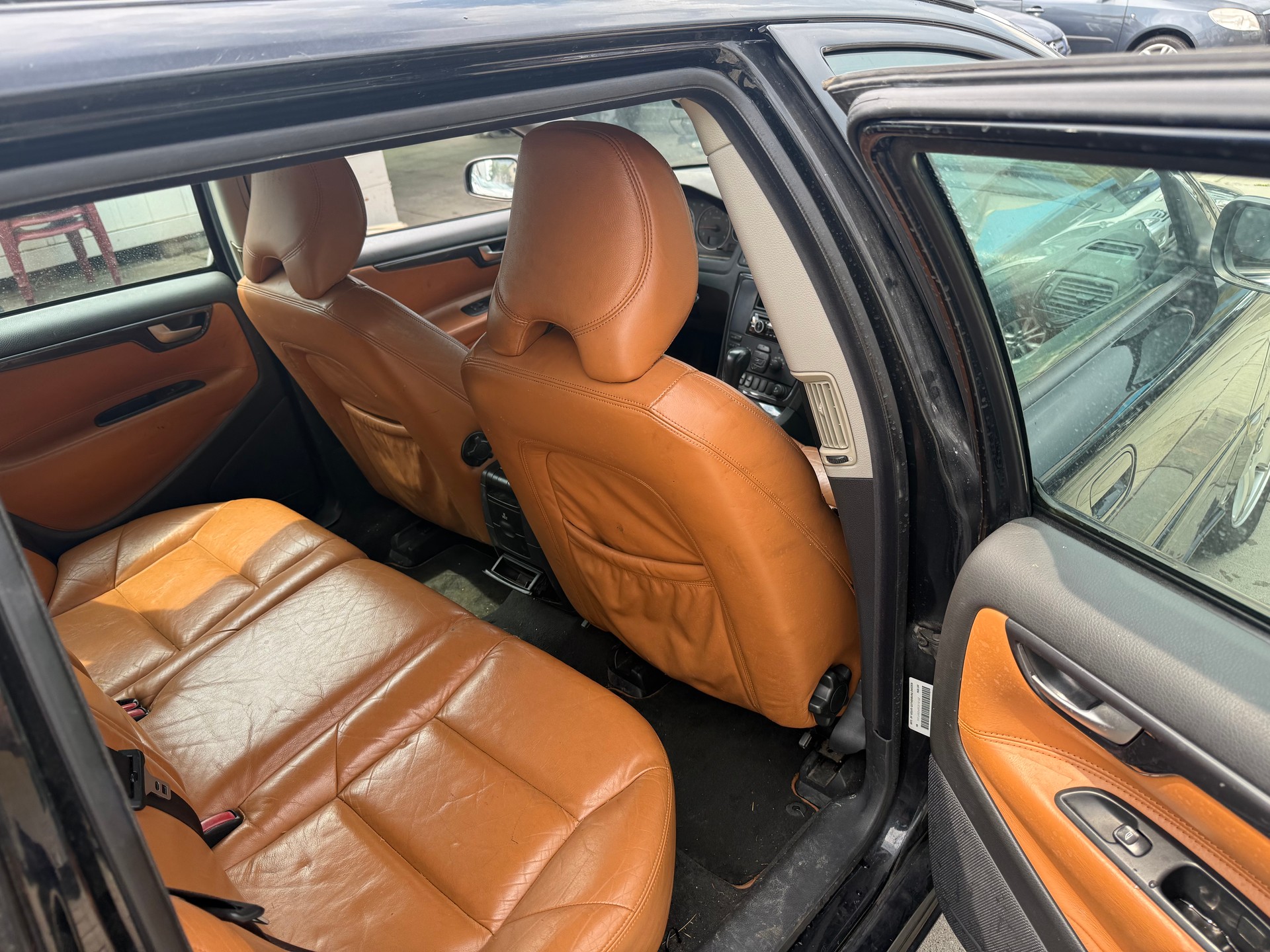 VOLVO V70 2.4 Bi-Fuel Summum-image-10
