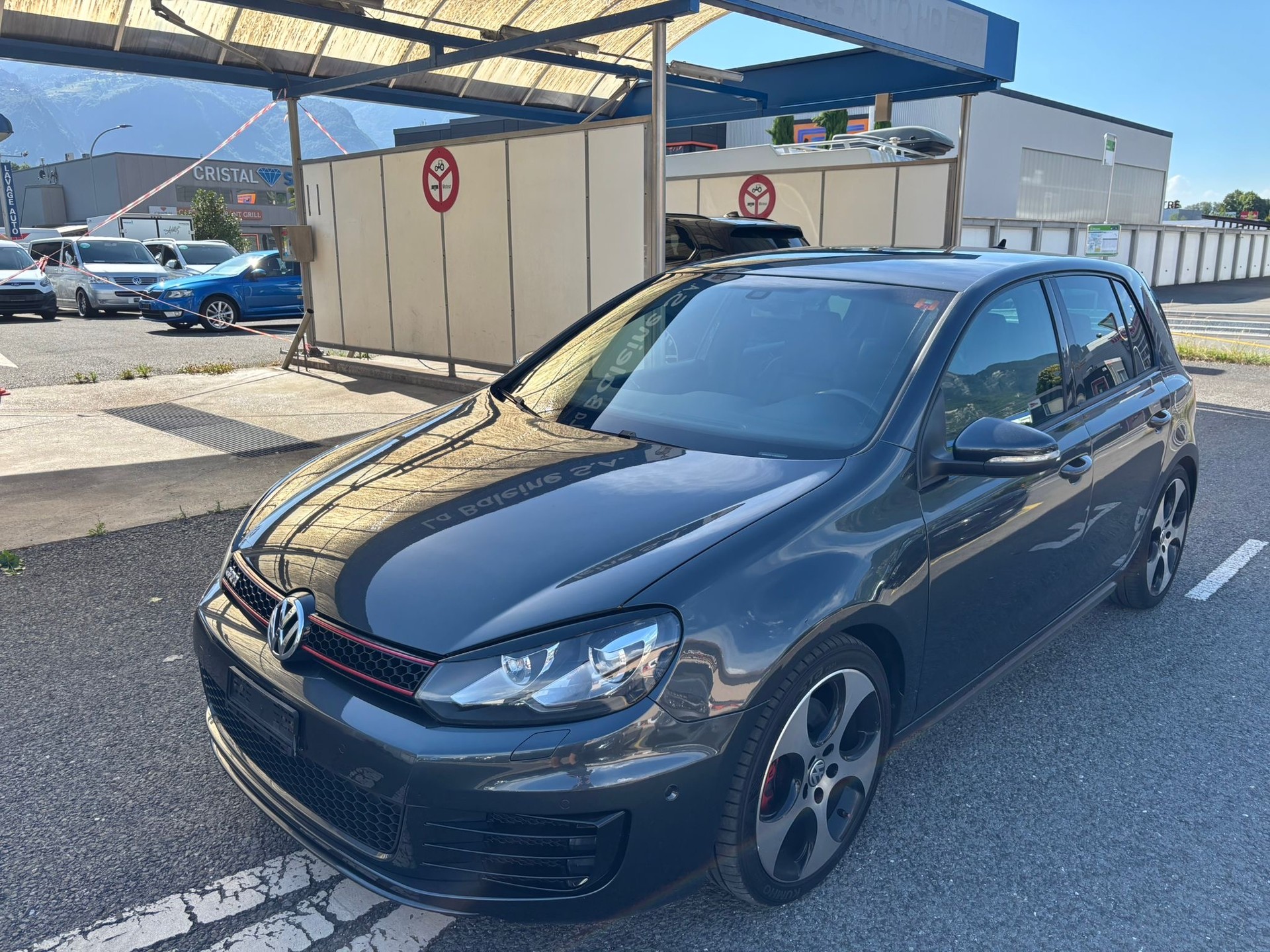 VW Golf 2.0 TSI GTI Adidas DSG-image-0