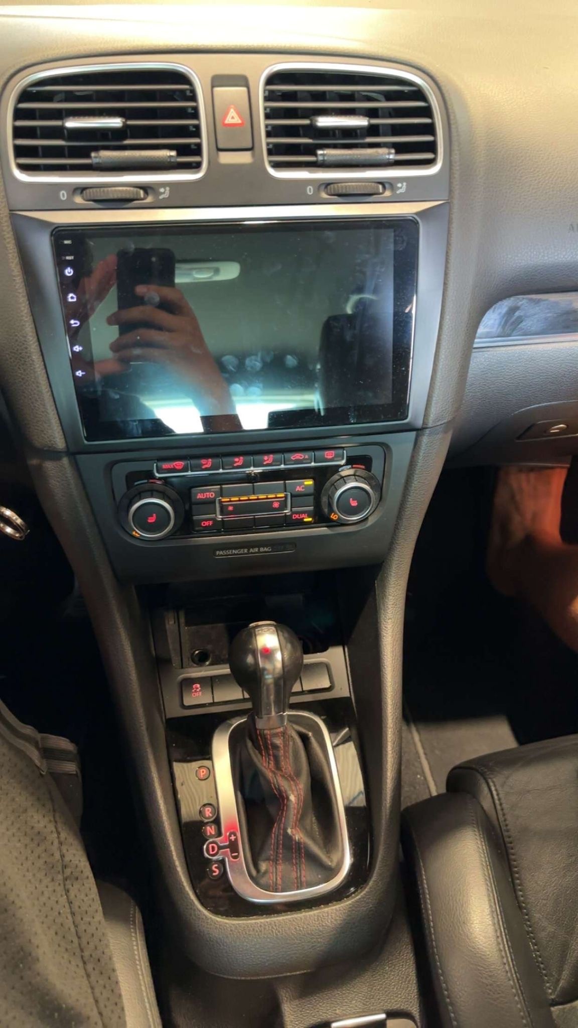 VW Golf 2.0 TSI GTI Adidas DSG-image-5