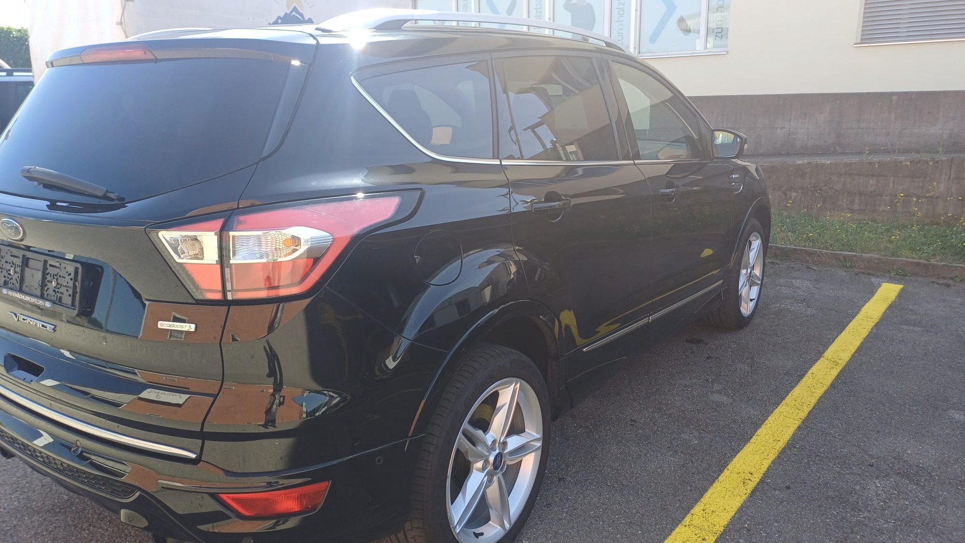 FORD Kuga 2.0 SCTi Vignale 4WD Automatic-image-5