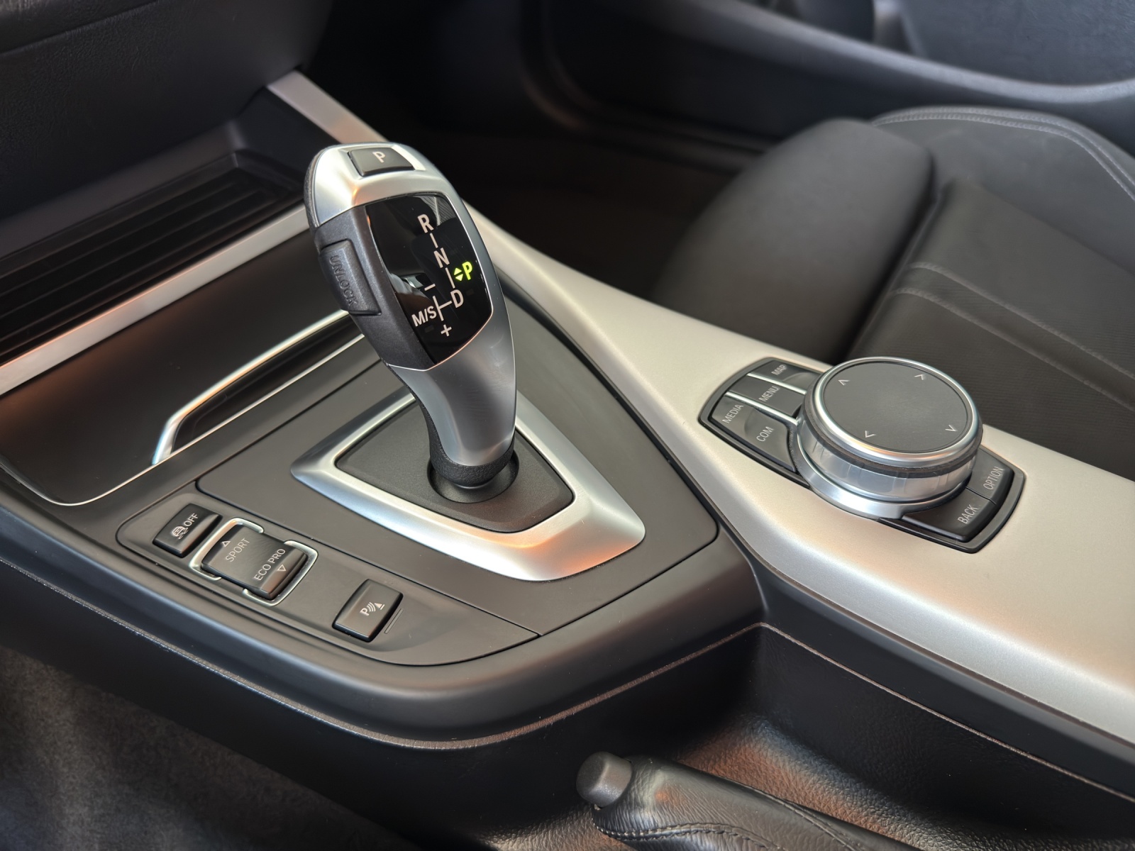 BMW 120d xDrive Steptronic-image-14