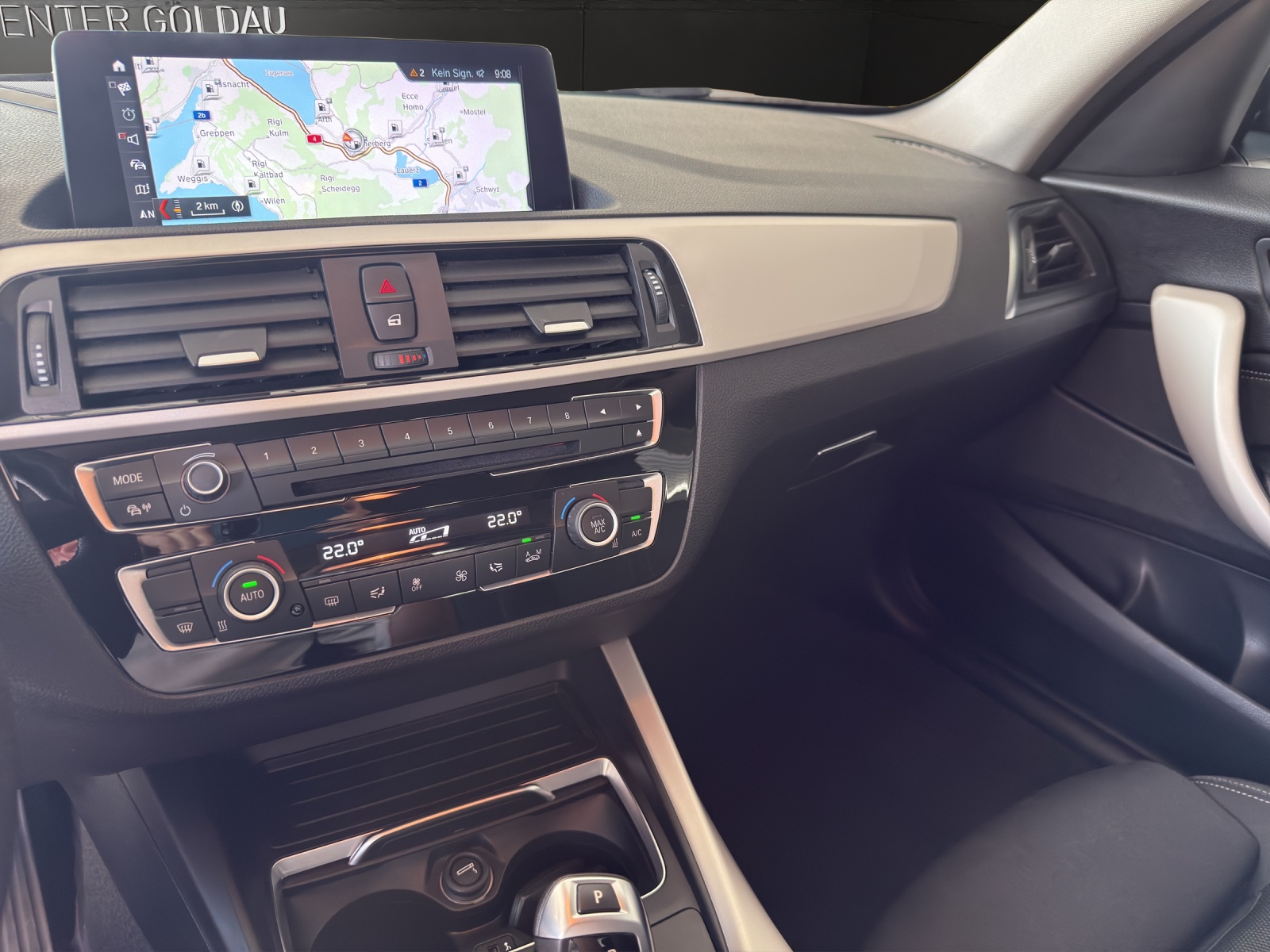 BMW 120d xDrive Steptronic-image-12
