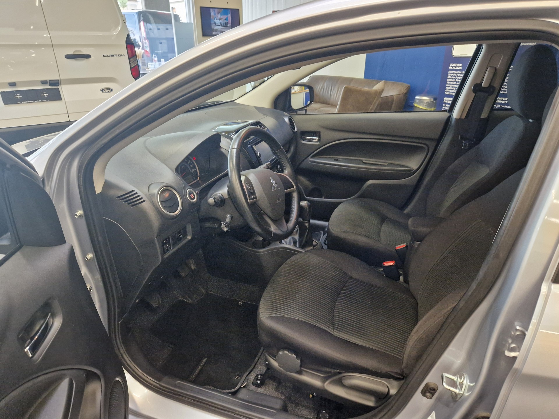 MITSUBISHI Attrage 1.2 Intense-image-3
