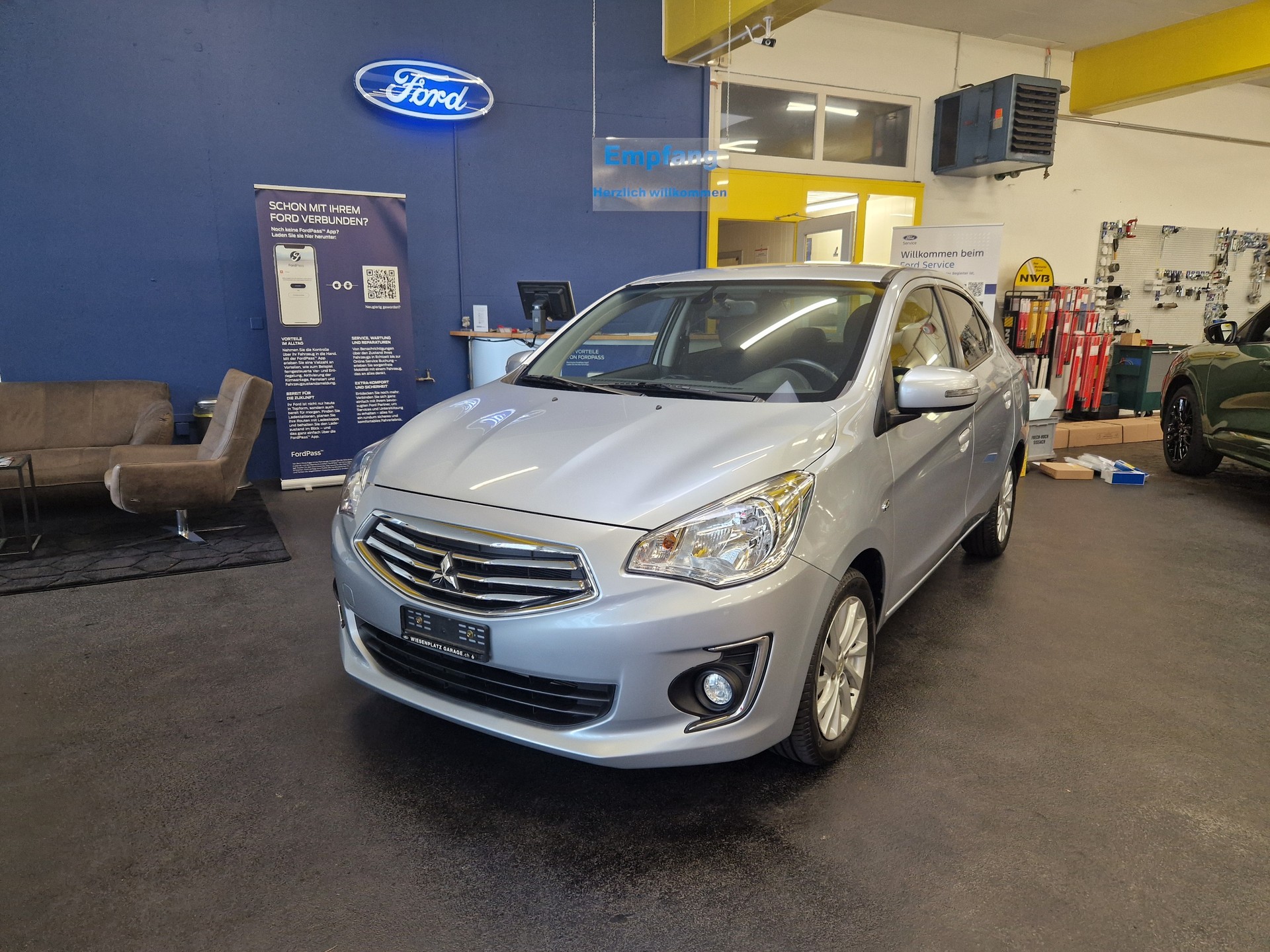 MITSUBISHI Attrage 1.2 Intense