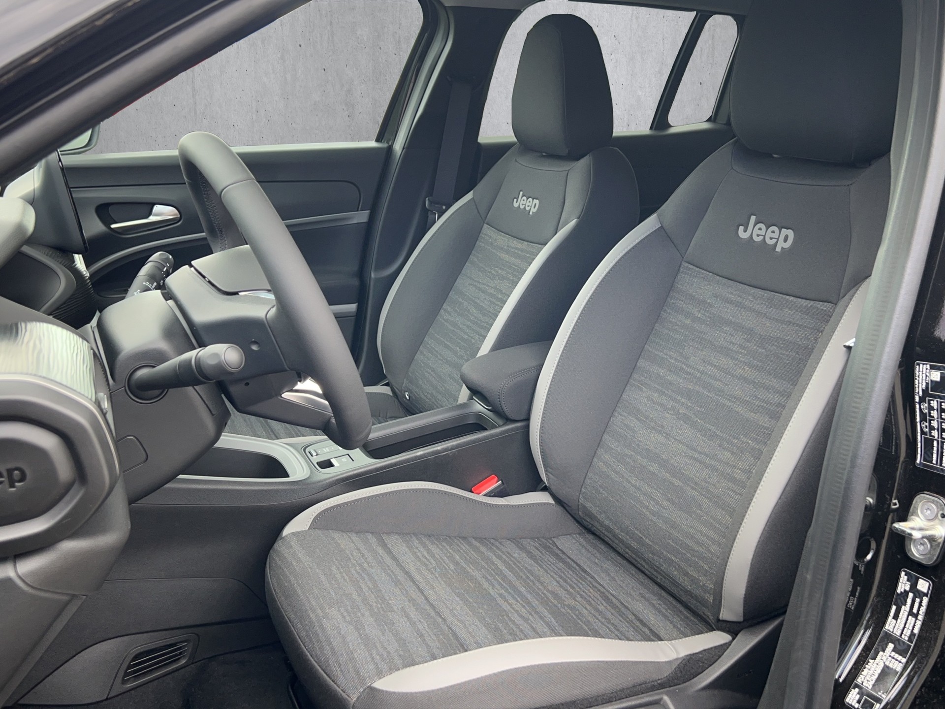 JEEP Avenger Longitude 156cv Business-image-6