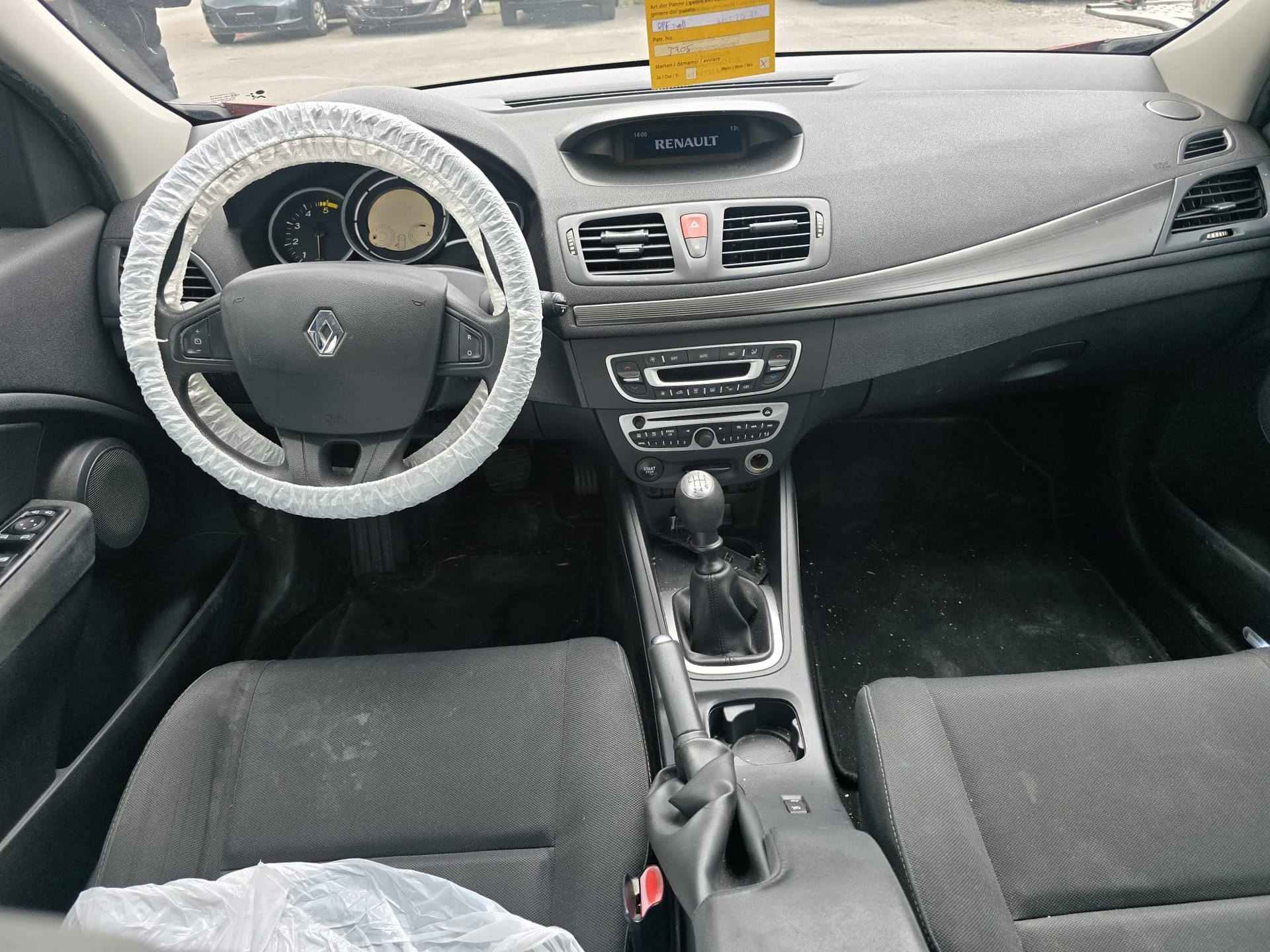 RENAULT Mégane Grandtour 1.5 dCi Expression-image-14