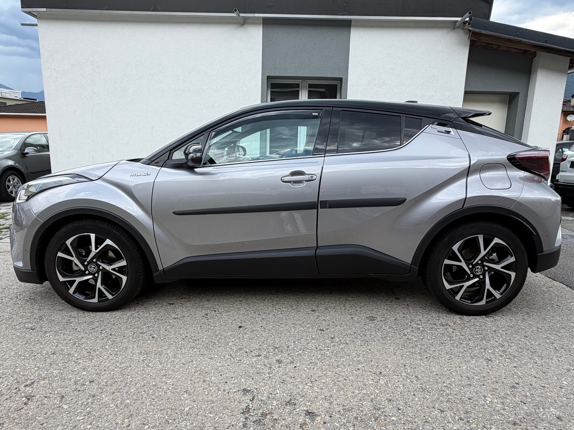 TOYOTA C-HR 1.8 HSD Style CVT-image-5