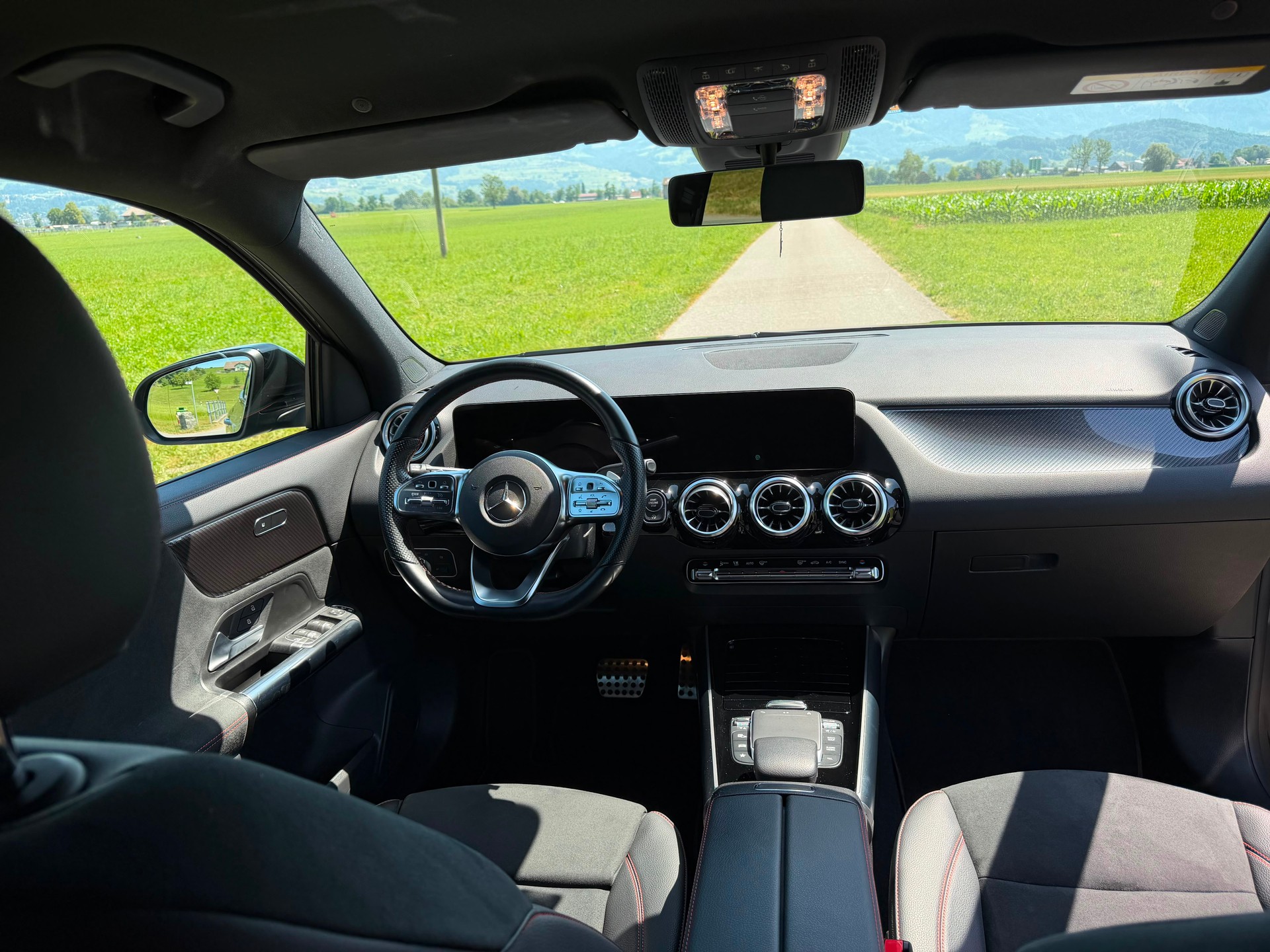 MERCEDES-BENZ AMG Line 4 Matic-image-4