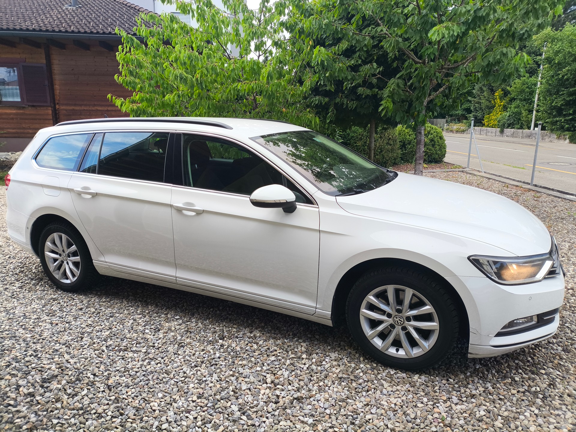 VW Passat Variant 2.0 TDI BMT Comfortline DSG-image-0