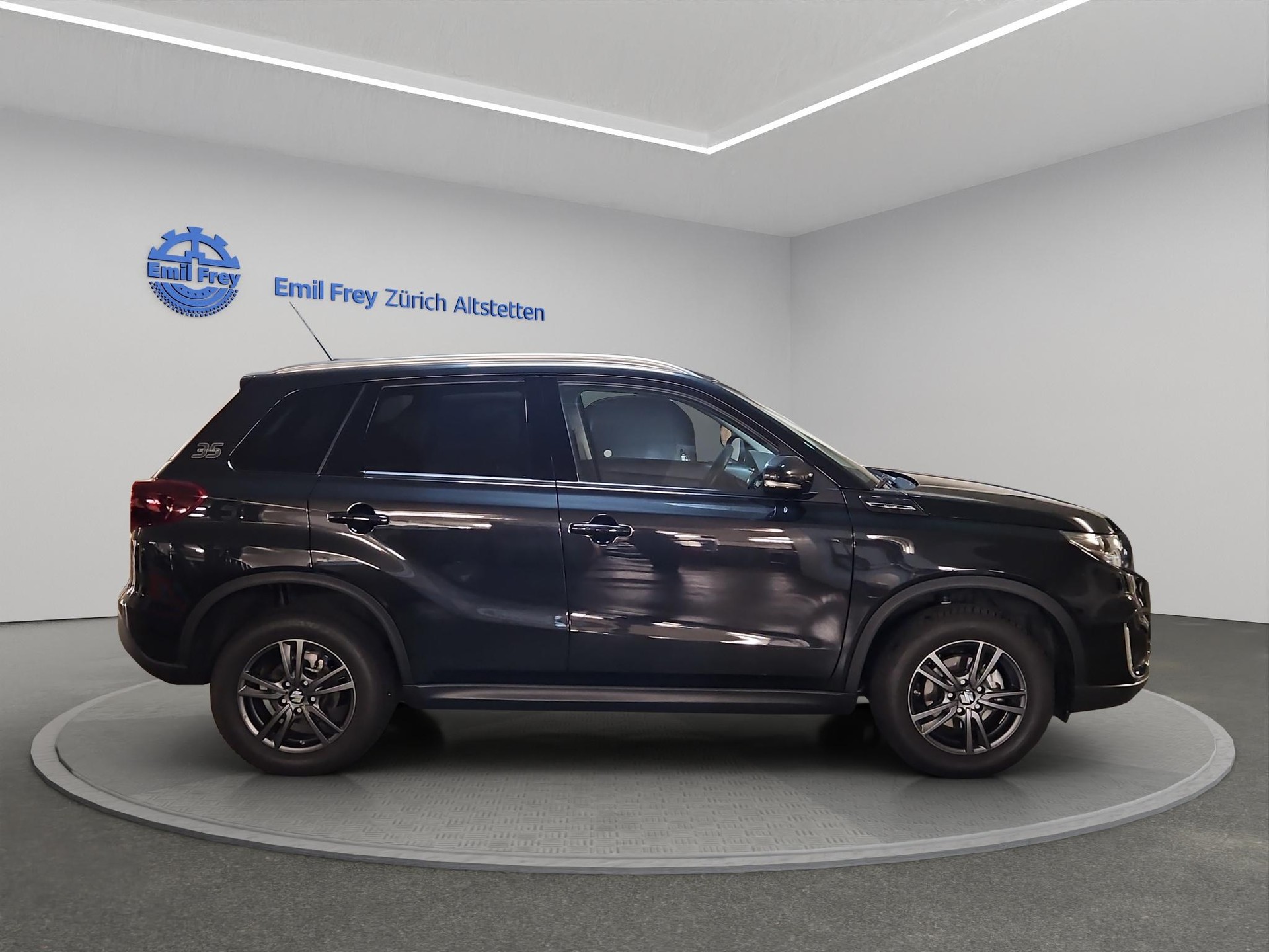 SUZUKI Vitara 1.5 Top Hybrid Edition 35 4x4-image-4